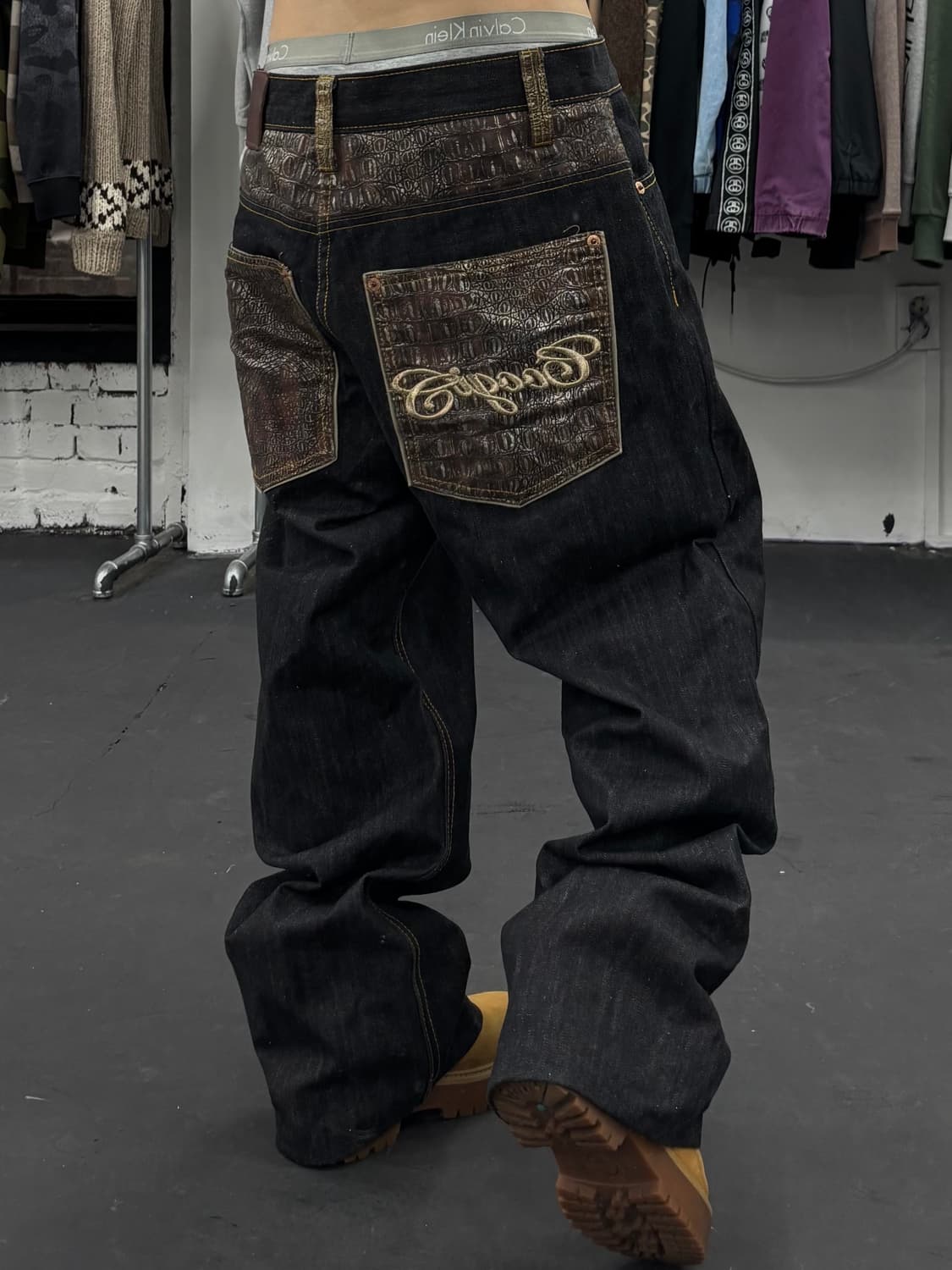 쿠지 올드스쿨 뱀피 데님팬츠 상품이미지6