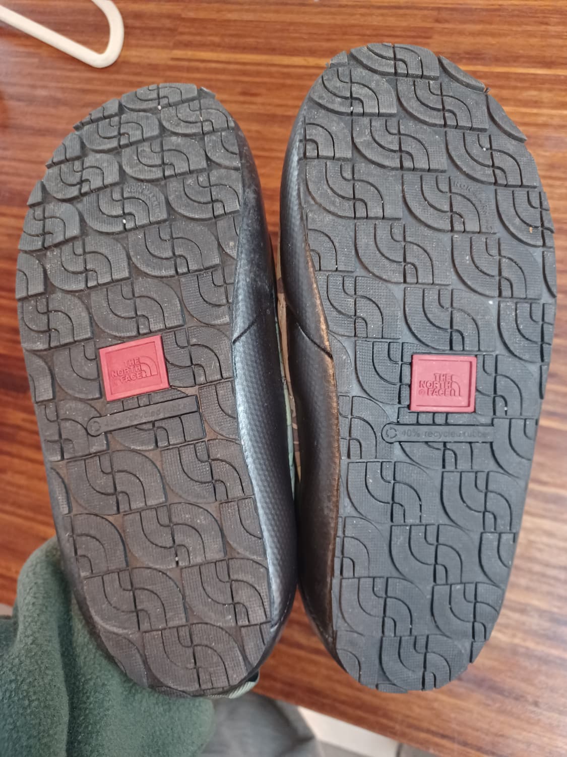 노스페이스 카모 뮬 패딩 신발 270 상품이미지4