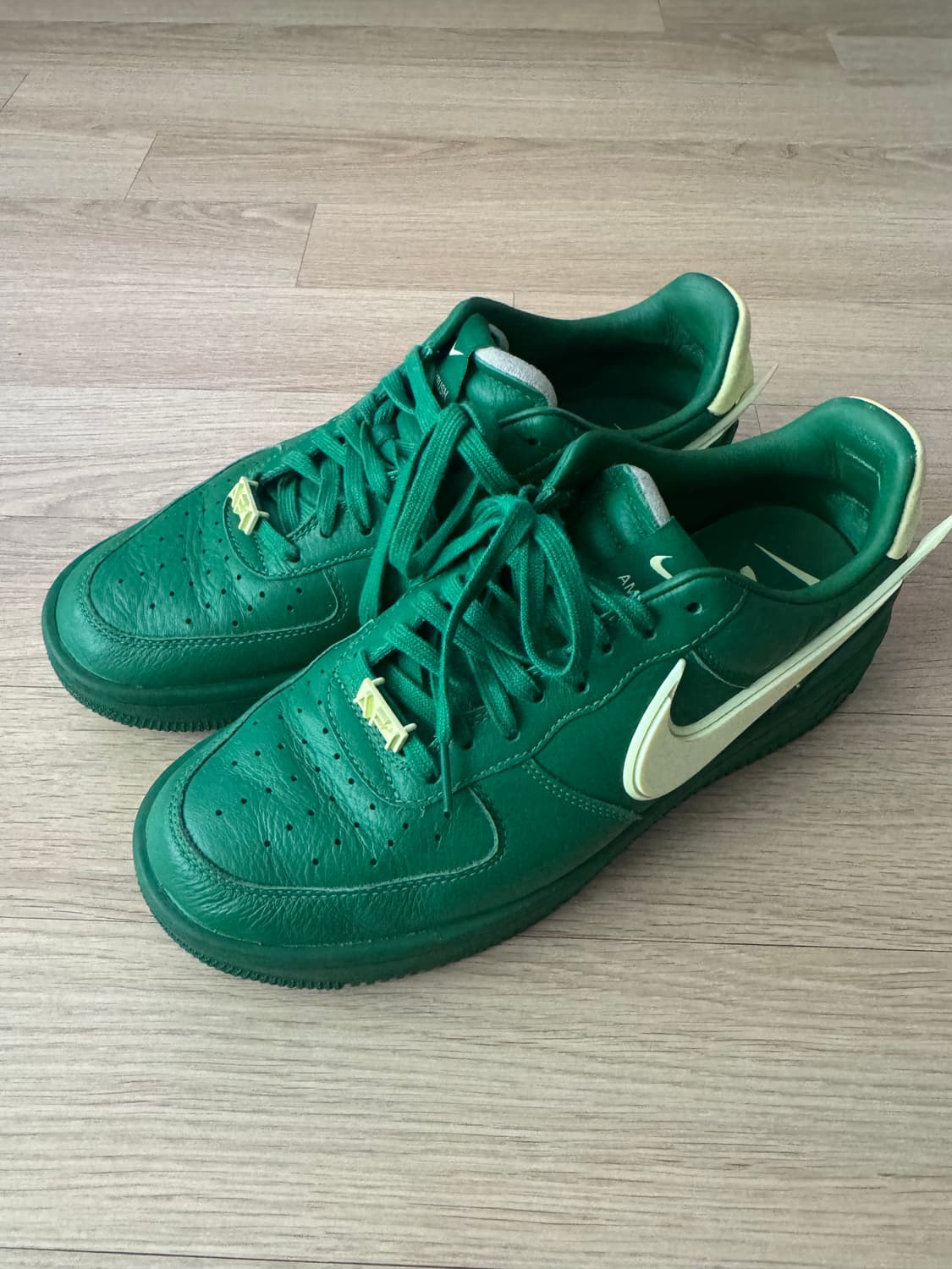 엠부시x나이키 에어포스 280 그린 상품이미지1