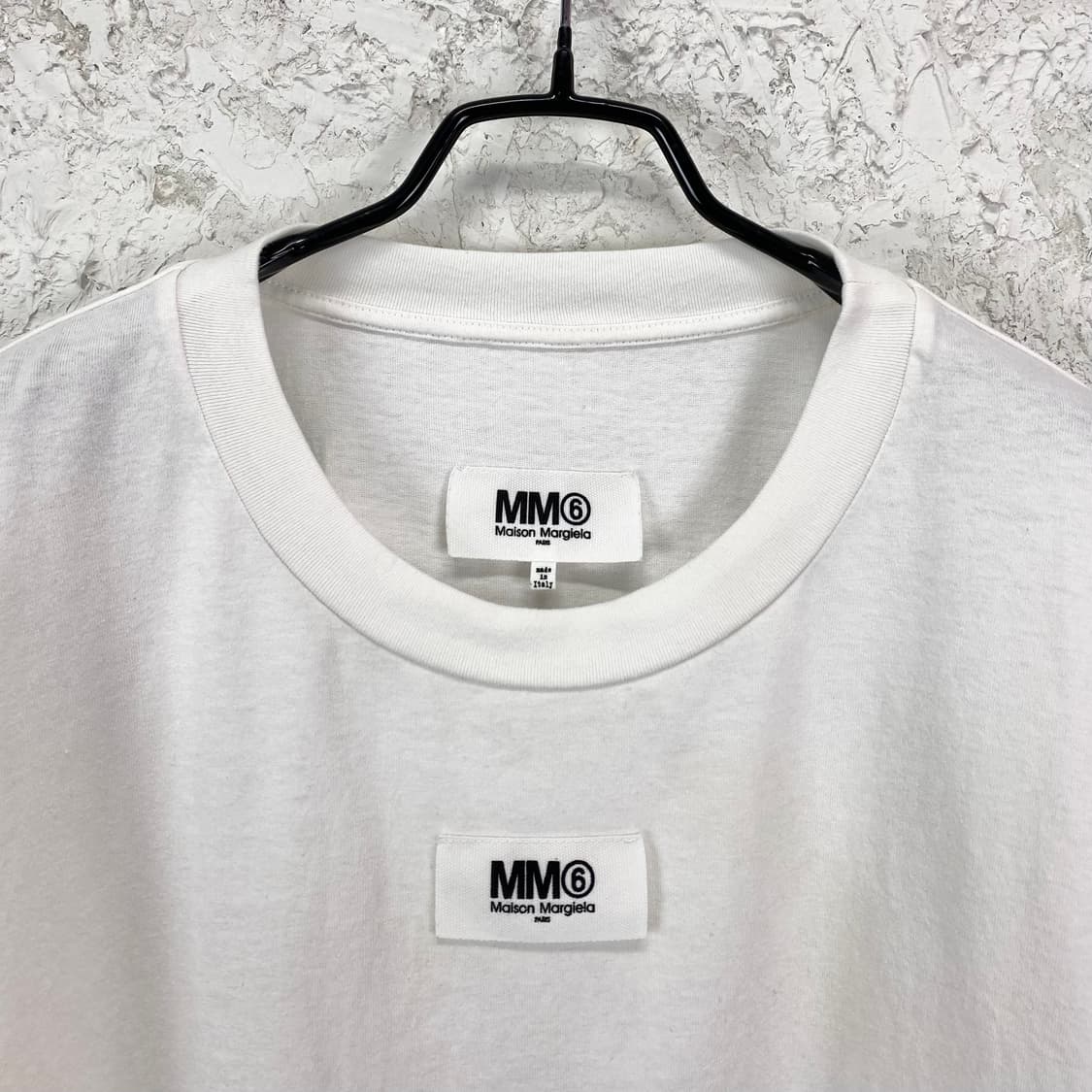 MM6 by 메종 마르지엘라 라벨 패치드 와이드 핏 크롭 반팔 티셔츠 상품이미지2