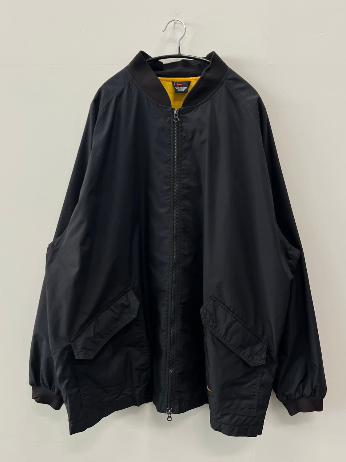(XXL) 나이키 올드스쿨 백로고 블루종 바람막이 자켓 블랙/옐로우 상품이미지2