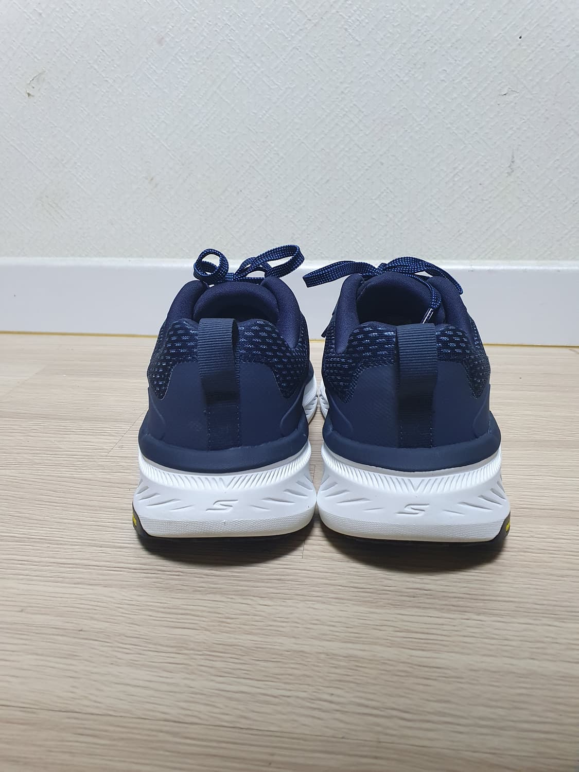 스케쳐스 맥스쿠셔닝 운동화 270 상품이미지5