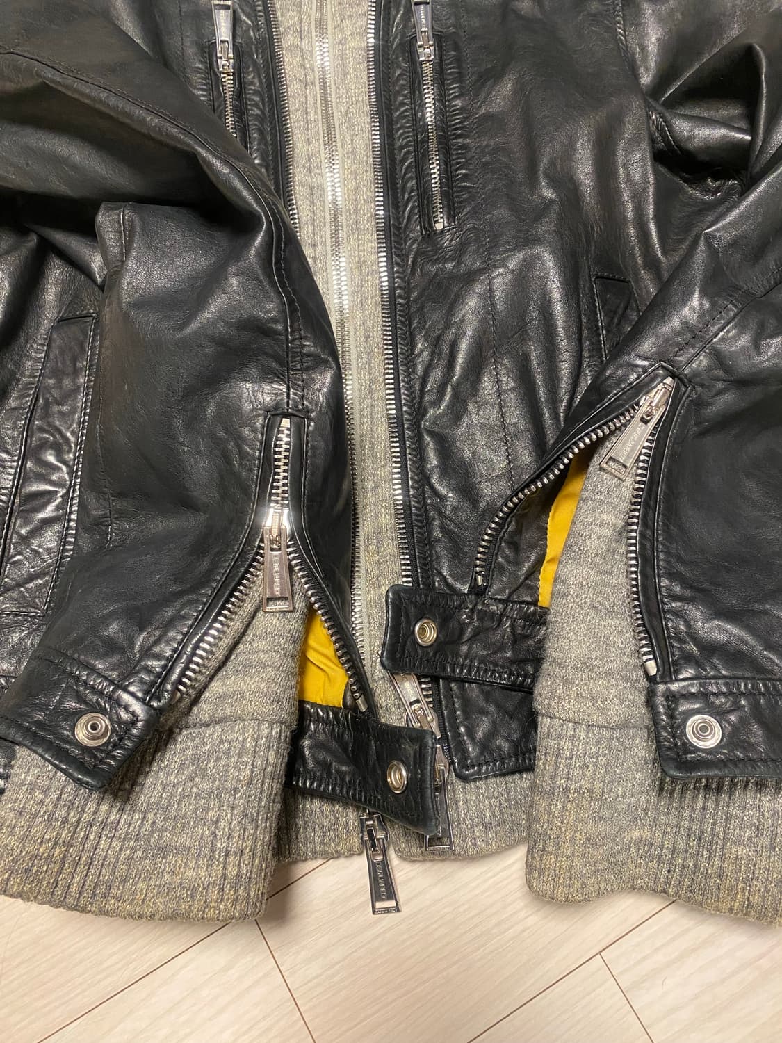 니트레이어드 라이더가죽 집업자켓 상품이미지3