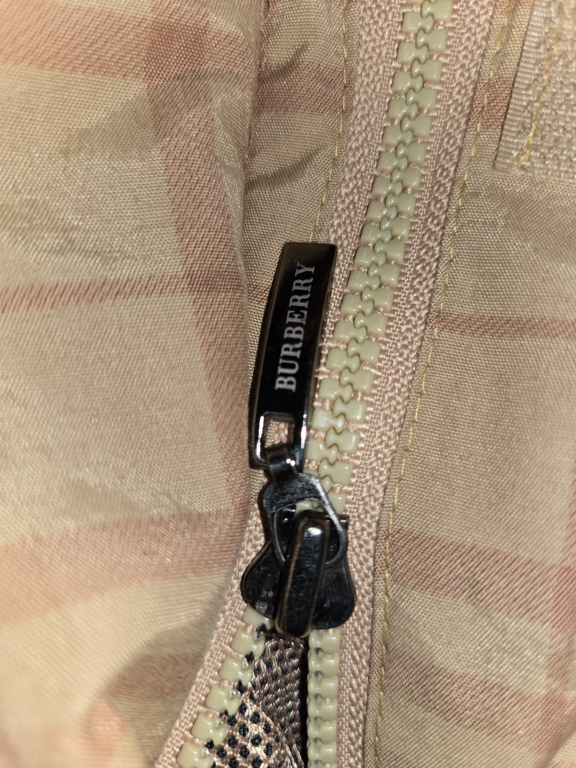 버버리 블루라벨 후드 바람막이 자켓 M 상품이미지4