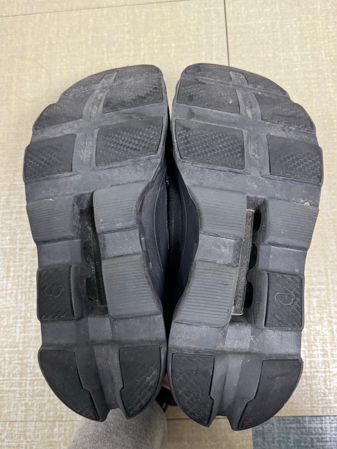 온러닝 클라우드몬스터 eu41 풀박 상품이미지8