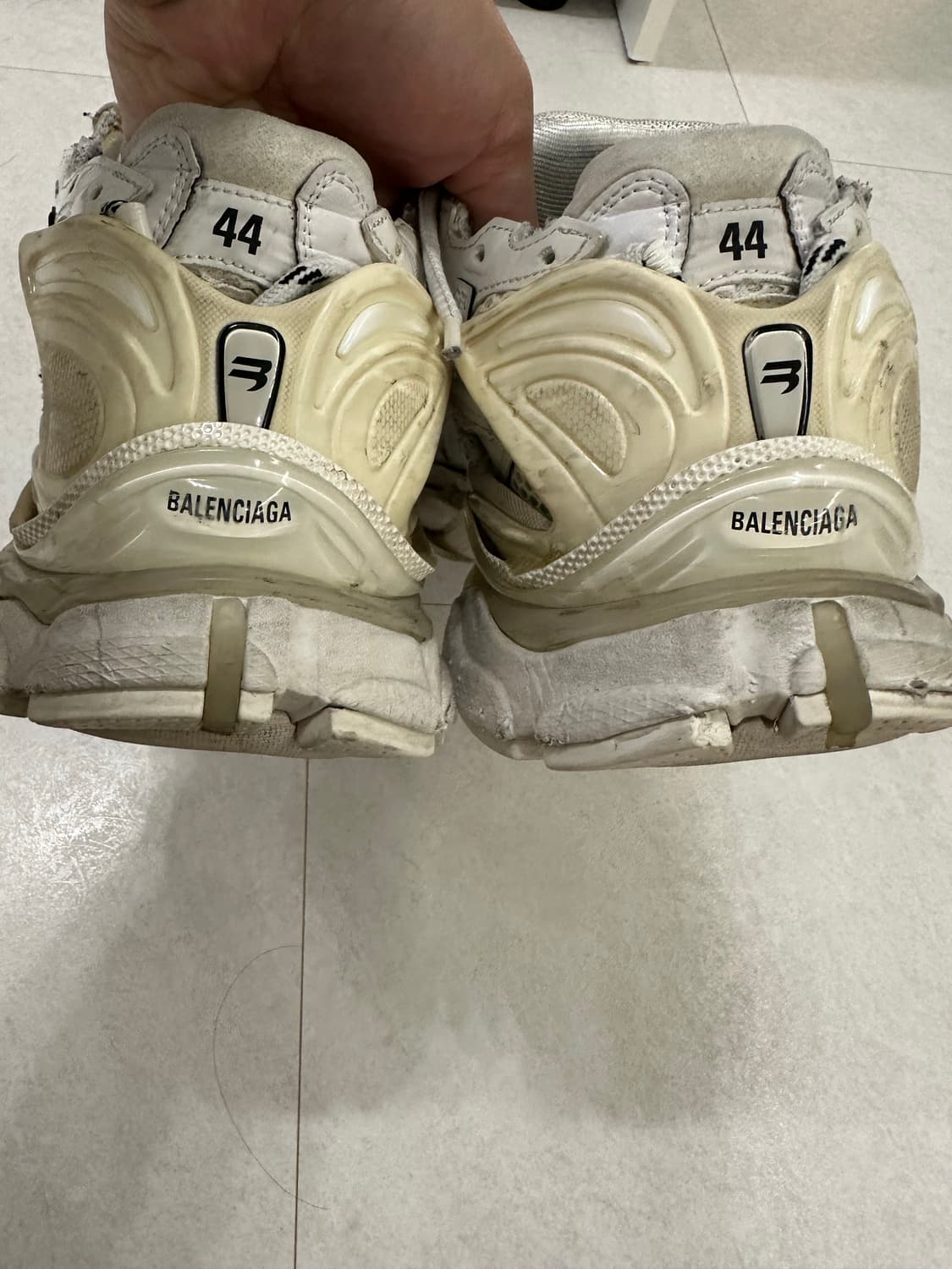 (44) 발렌시아가 뉴러너 화이트 상품이미지5