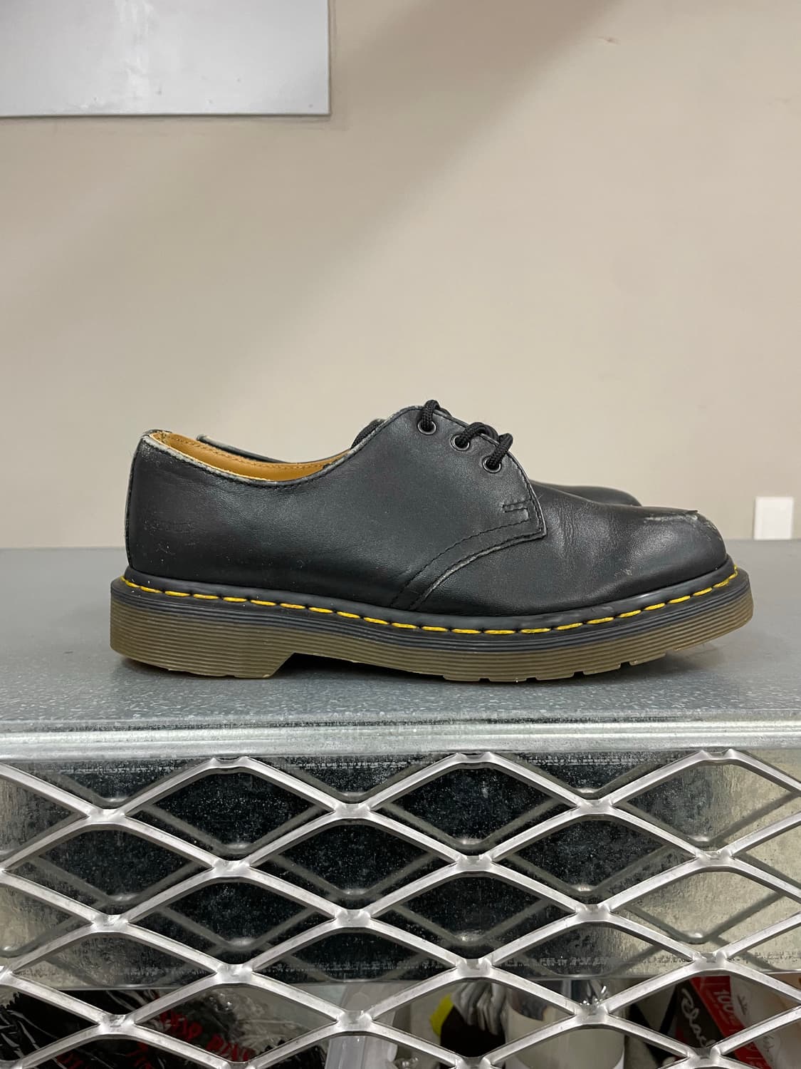 닥터마틴 1461 3홀 블랙 UK4 상품이미지4