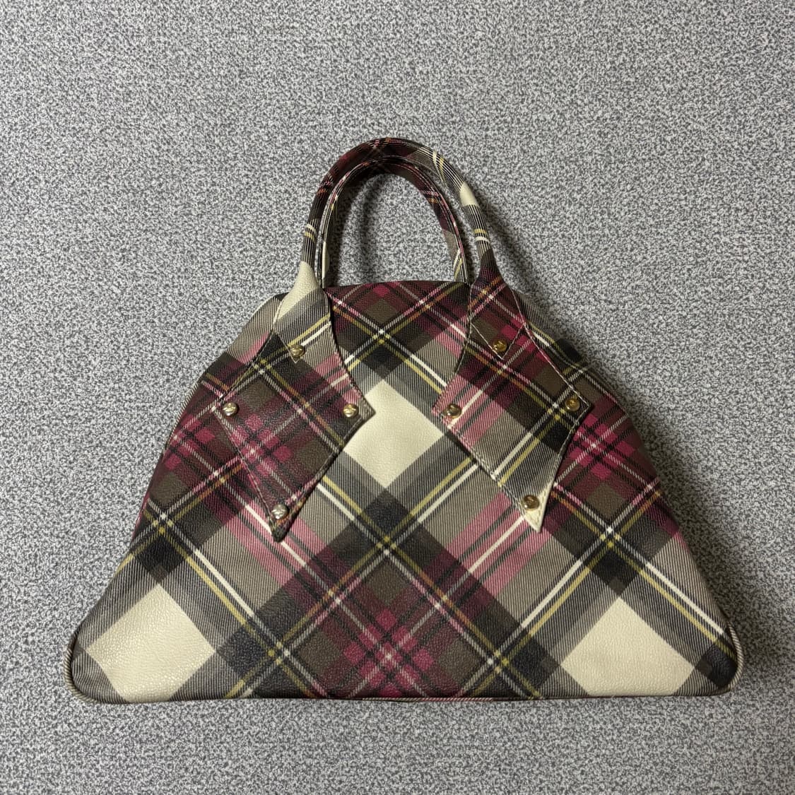 비비안웨스트우드 토트백 상품이미지6