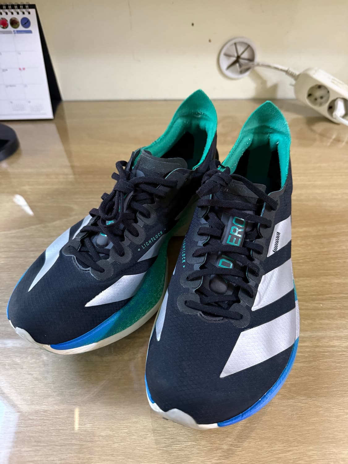 아디다스 아디제로 프로4 코어 블랙 글로리 그린 상품이미지3