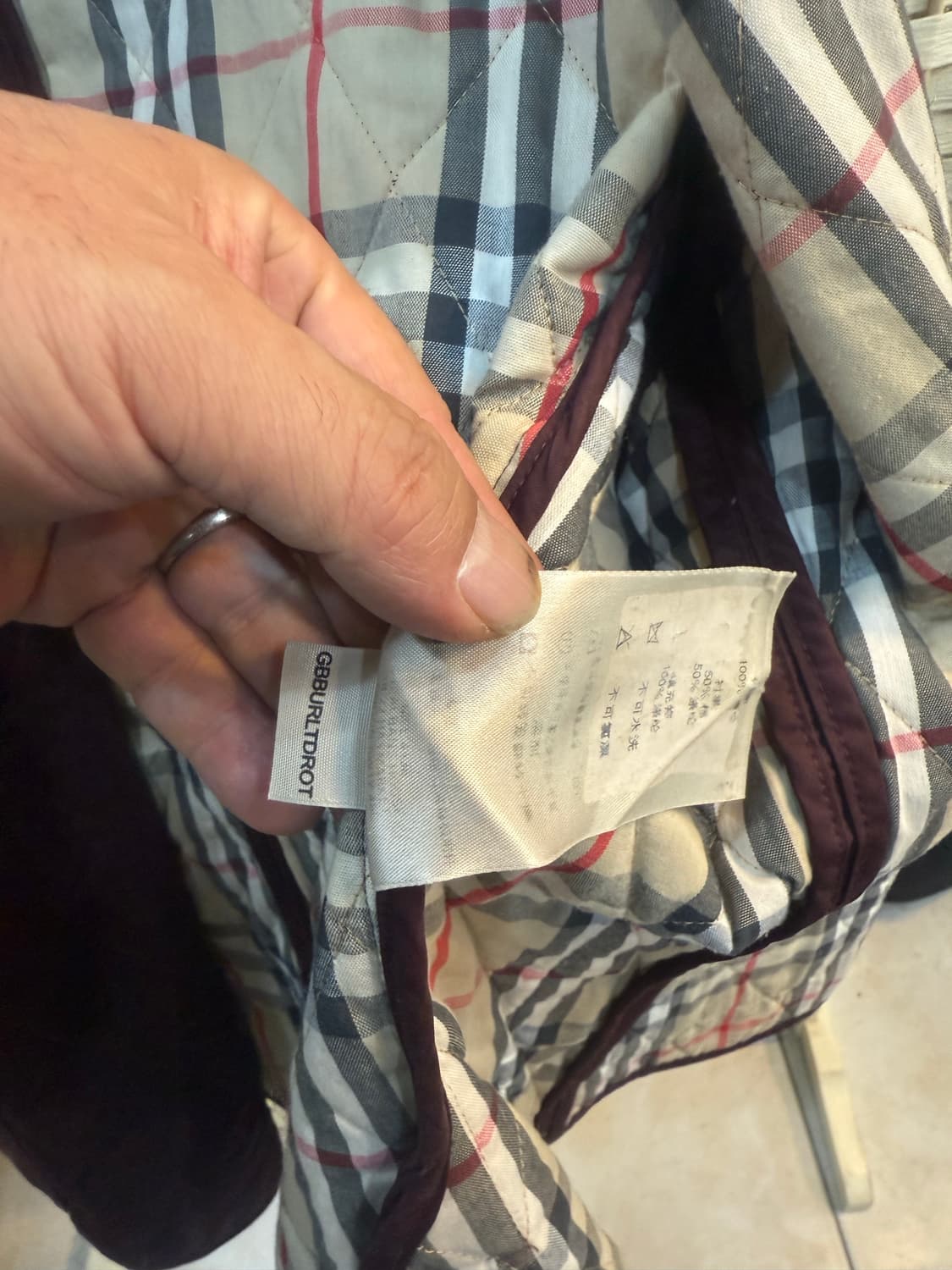 66-77 정품 버버리 누빔자켓 팝니다 상품이미지5