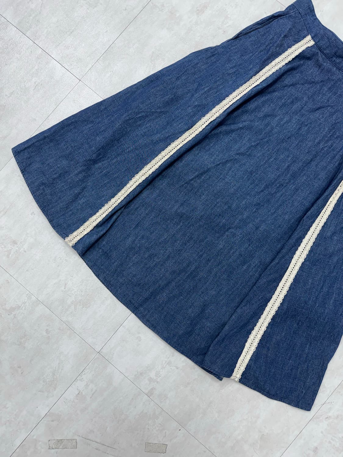 •빈티지 모리 레이스 디테일 데님 롱 스커트 상품이미지3