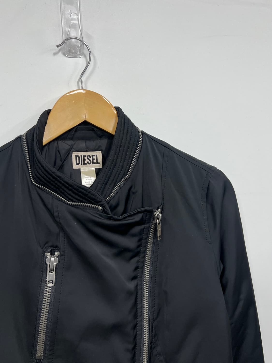 디젤 사선집업 안감 누빔 라이더 자켓 상품이미지2