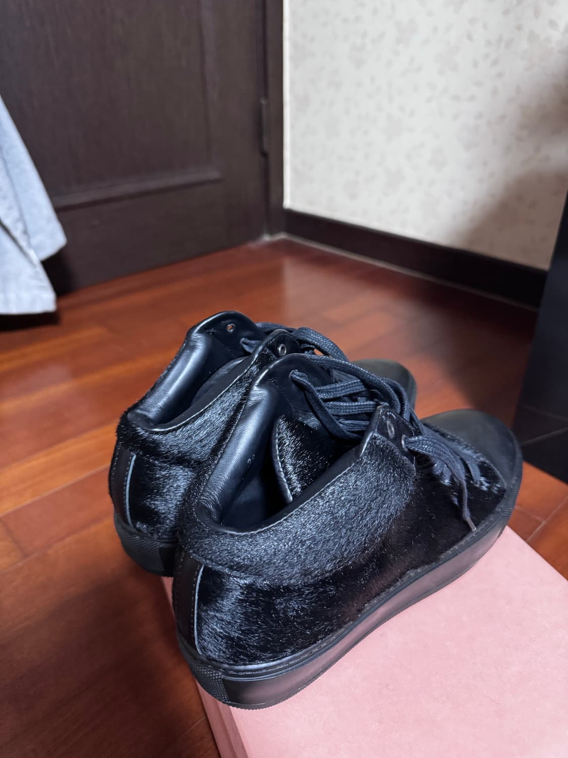 아크네스튜디오 송치 스니커즈 상품이미지3