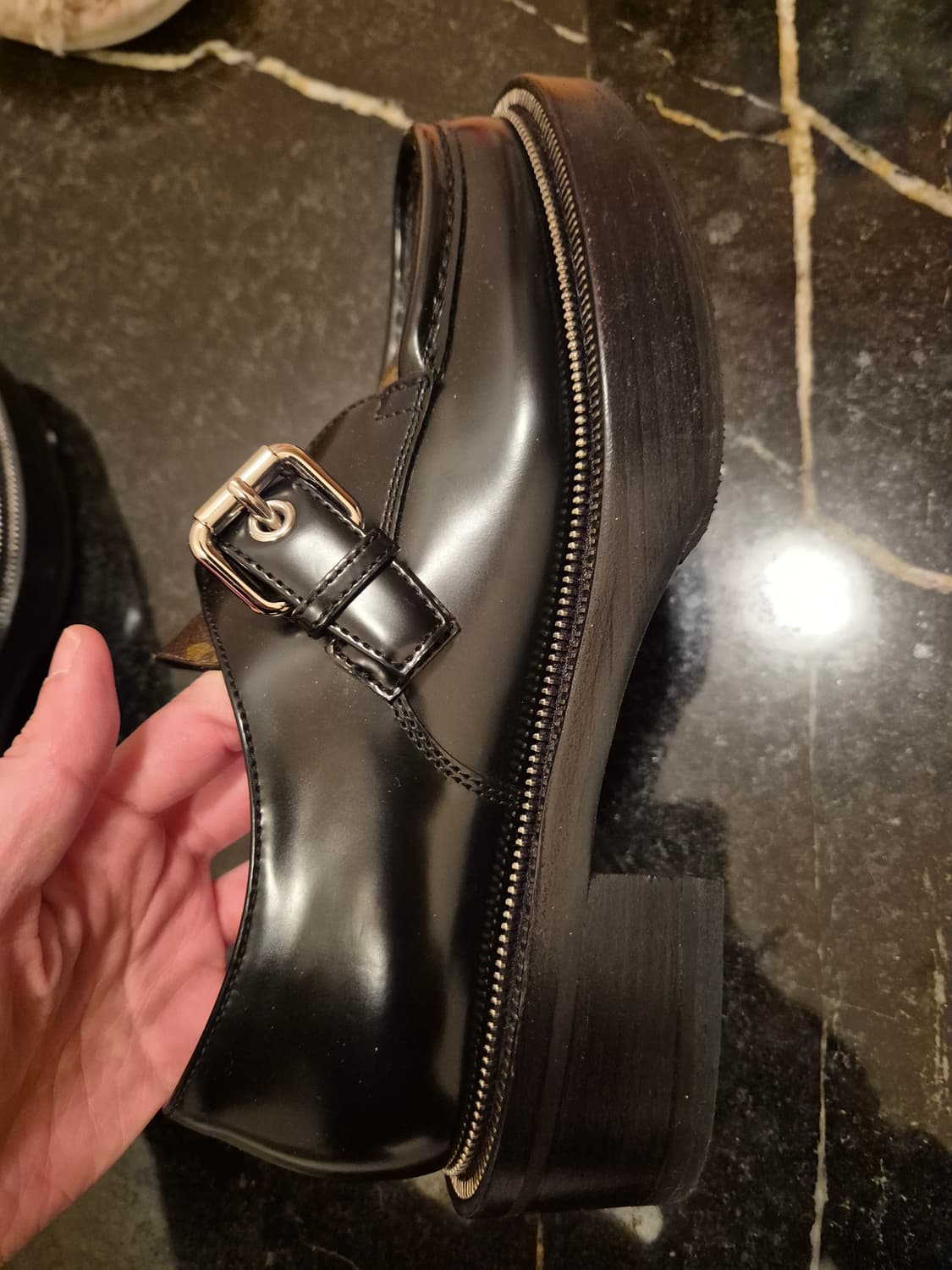 루이뷔통 로퍼 상품이미지5