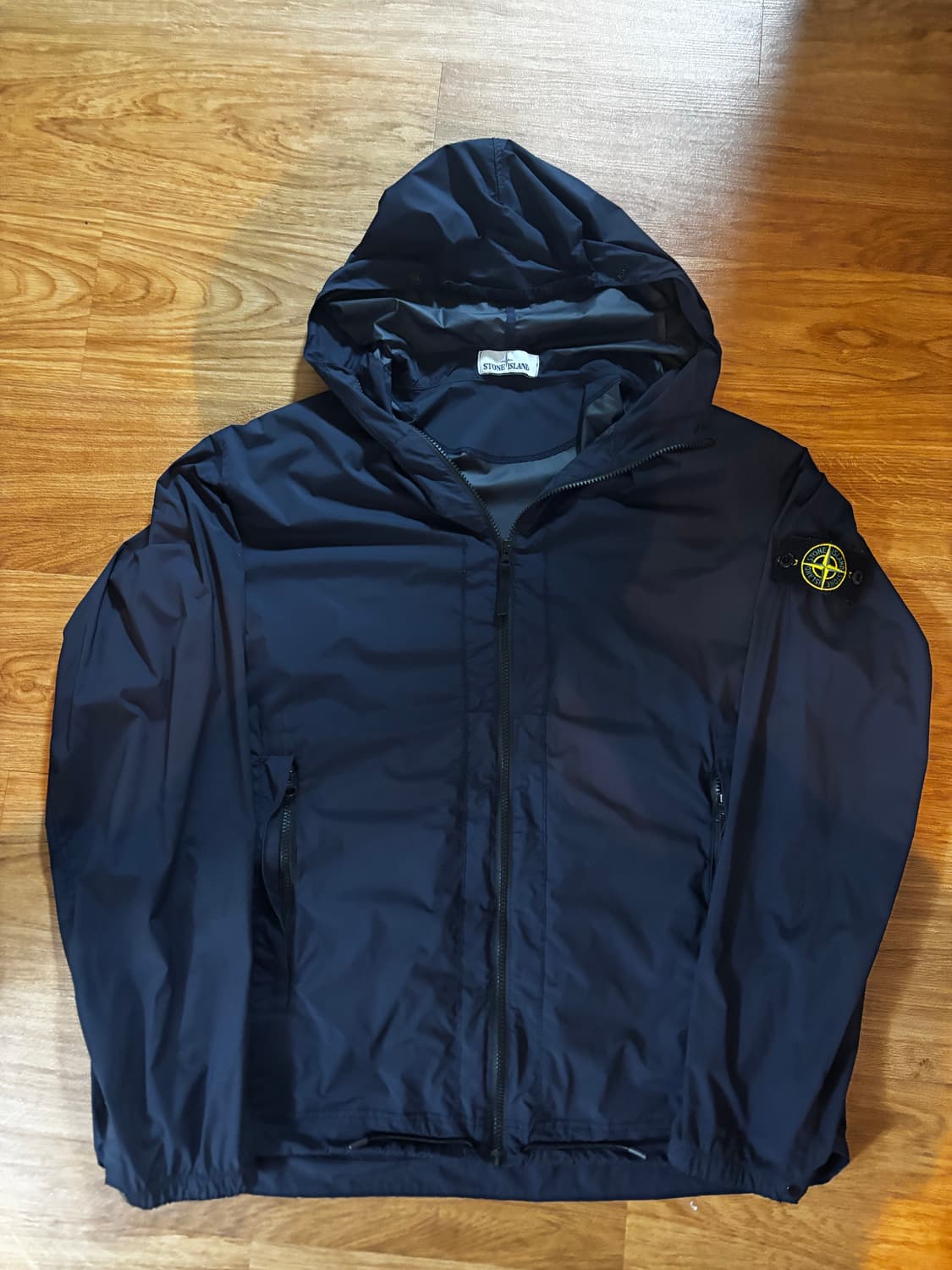 스톤아일랜드 바람막이 상품이미지1