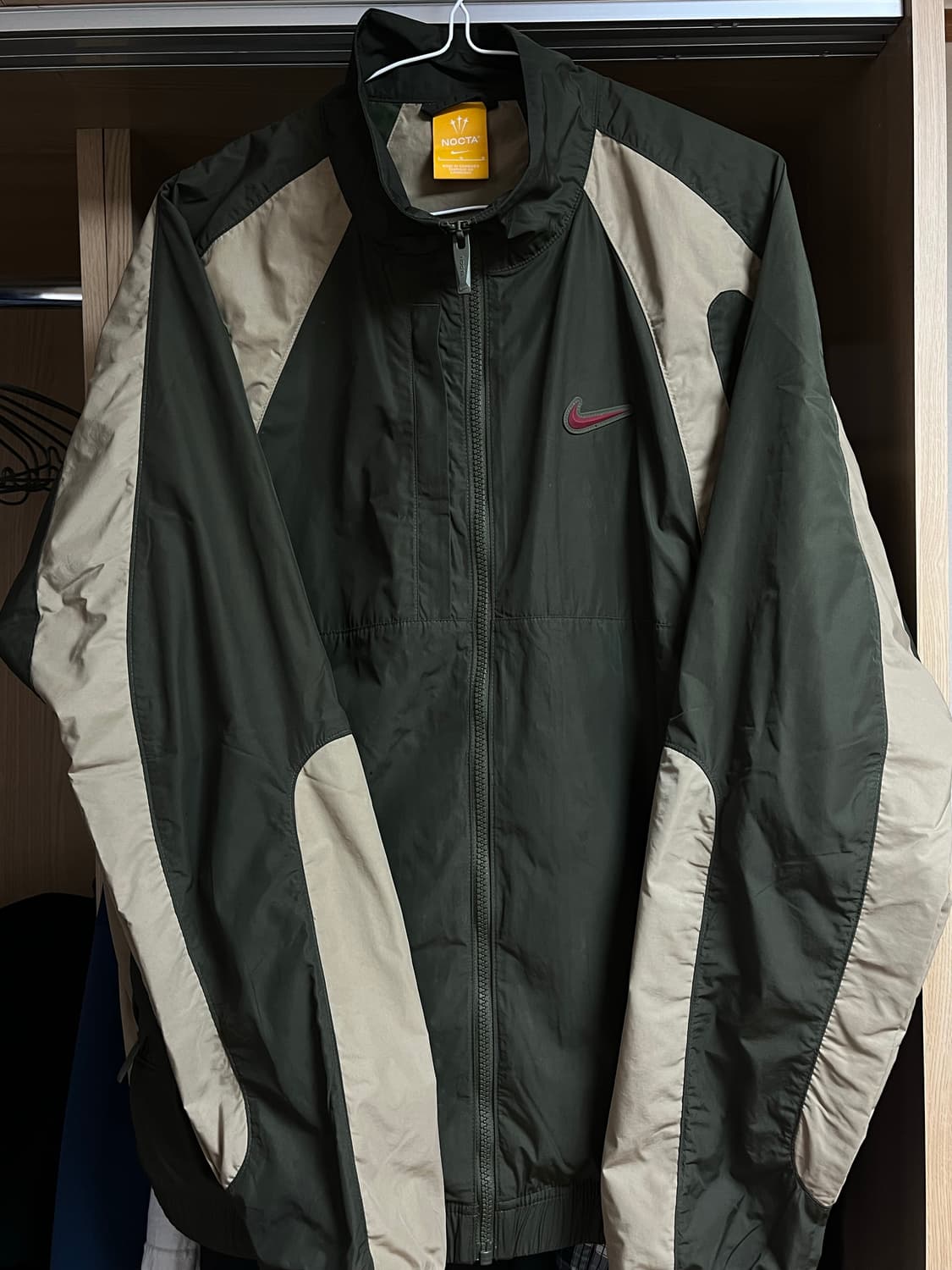 나이키 녹타 드레이크 나일론 트랙자켓 카키 L (새상품급) 상품이미지2