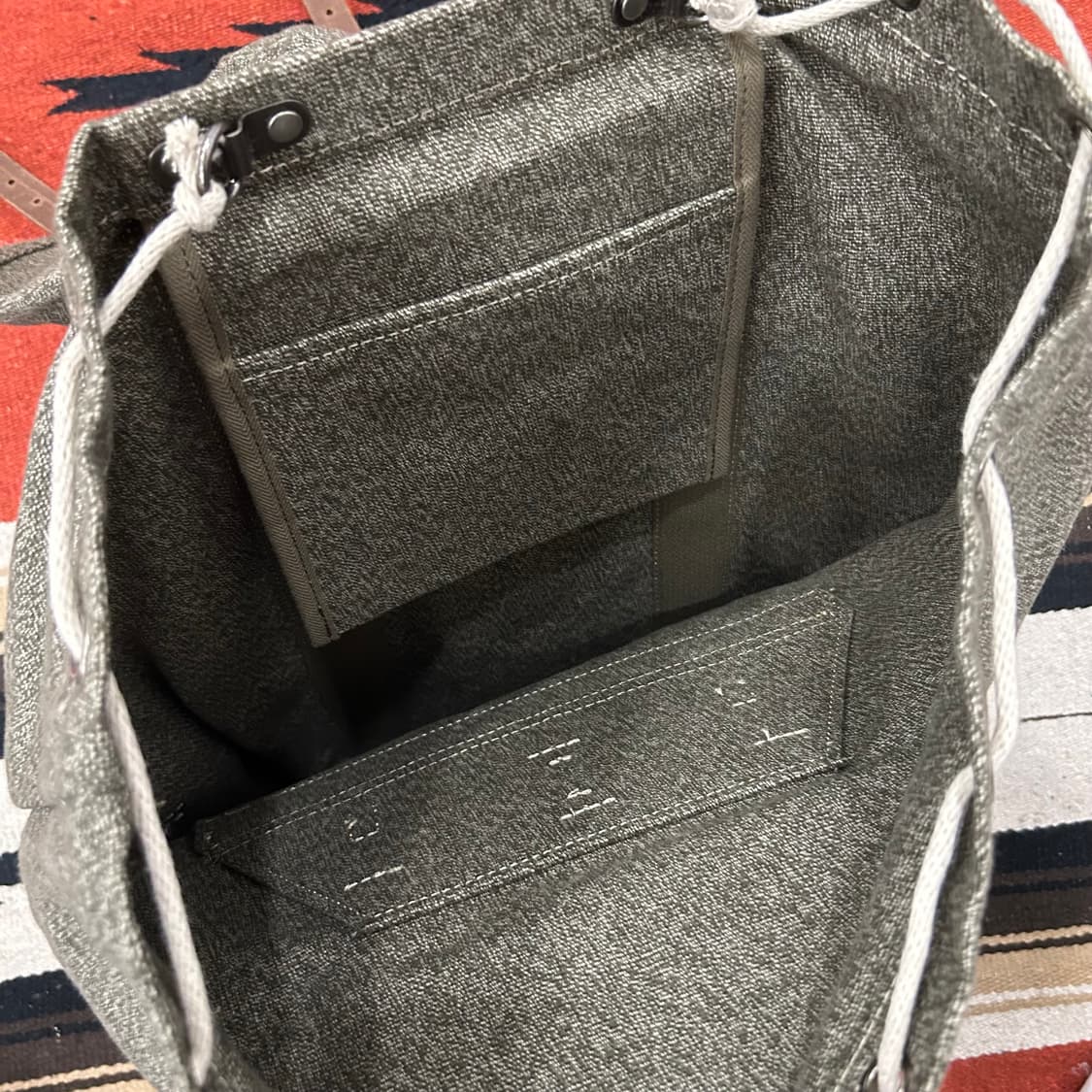 나이젤카본 스위스 럭색 백팩 상품이미지5