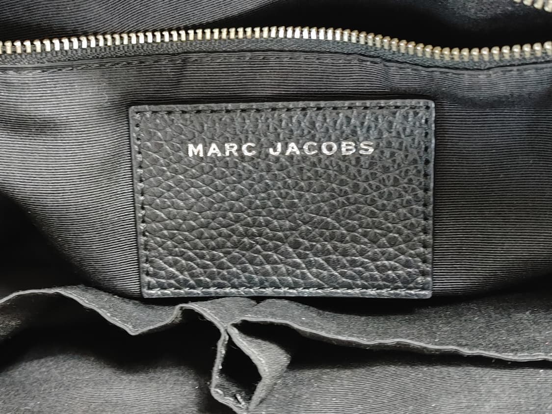 MARC JACOBS 마크제이콥스 천연소가죽 사각 오픈형 토트백 상품이미지7