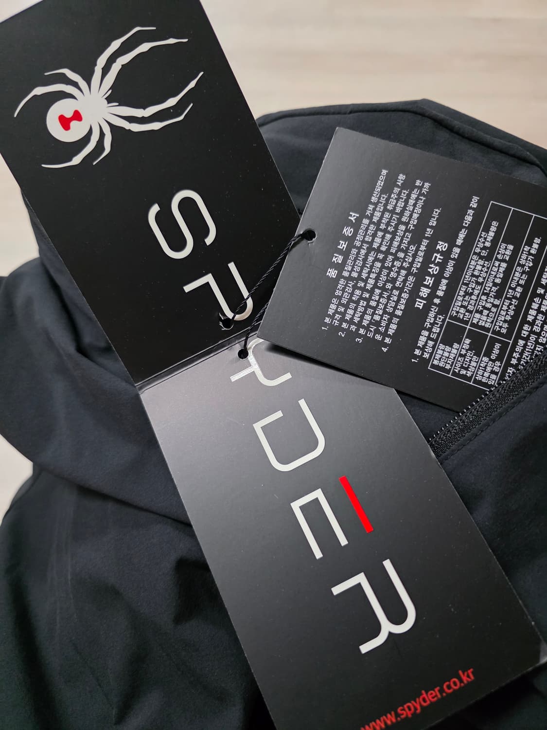 [새상품] 스파이더 남성 바람막이.
싸이즈 95~100
 상품이미지6