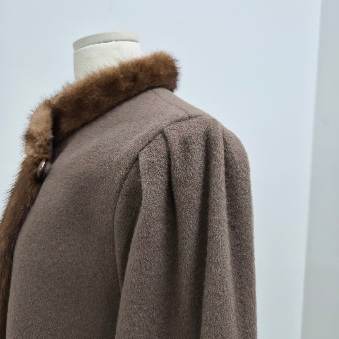 이태리 브라운 캐시미어 밍크퍼 트리밍 롱코트 상품이미지7