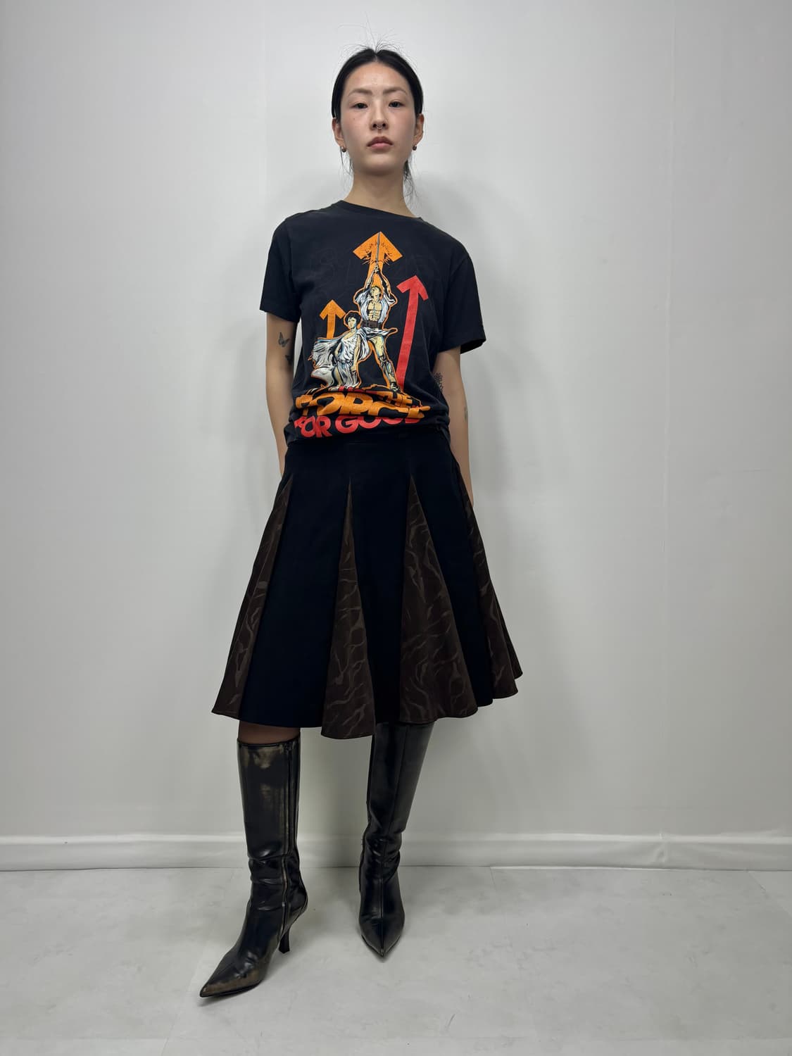 ROSE CHARM SUEDE PLEATS SKIRT 상품이미지4