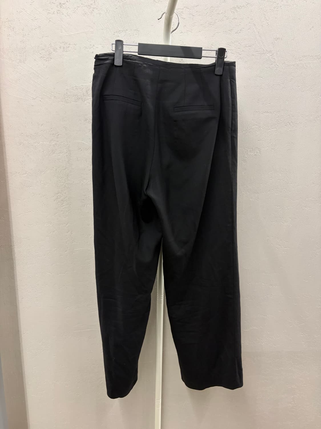 KUHO 블랙 슬랙스 팬츠 상품이미지4