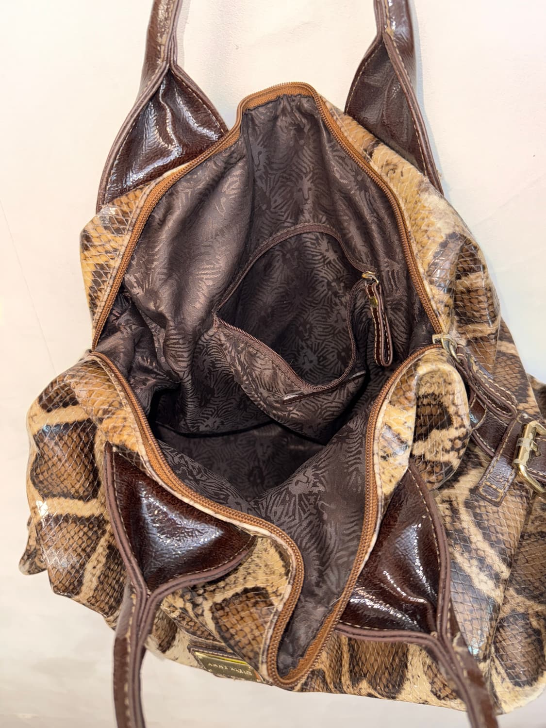 Anne Klein brown python big tote bag 상품이미지5