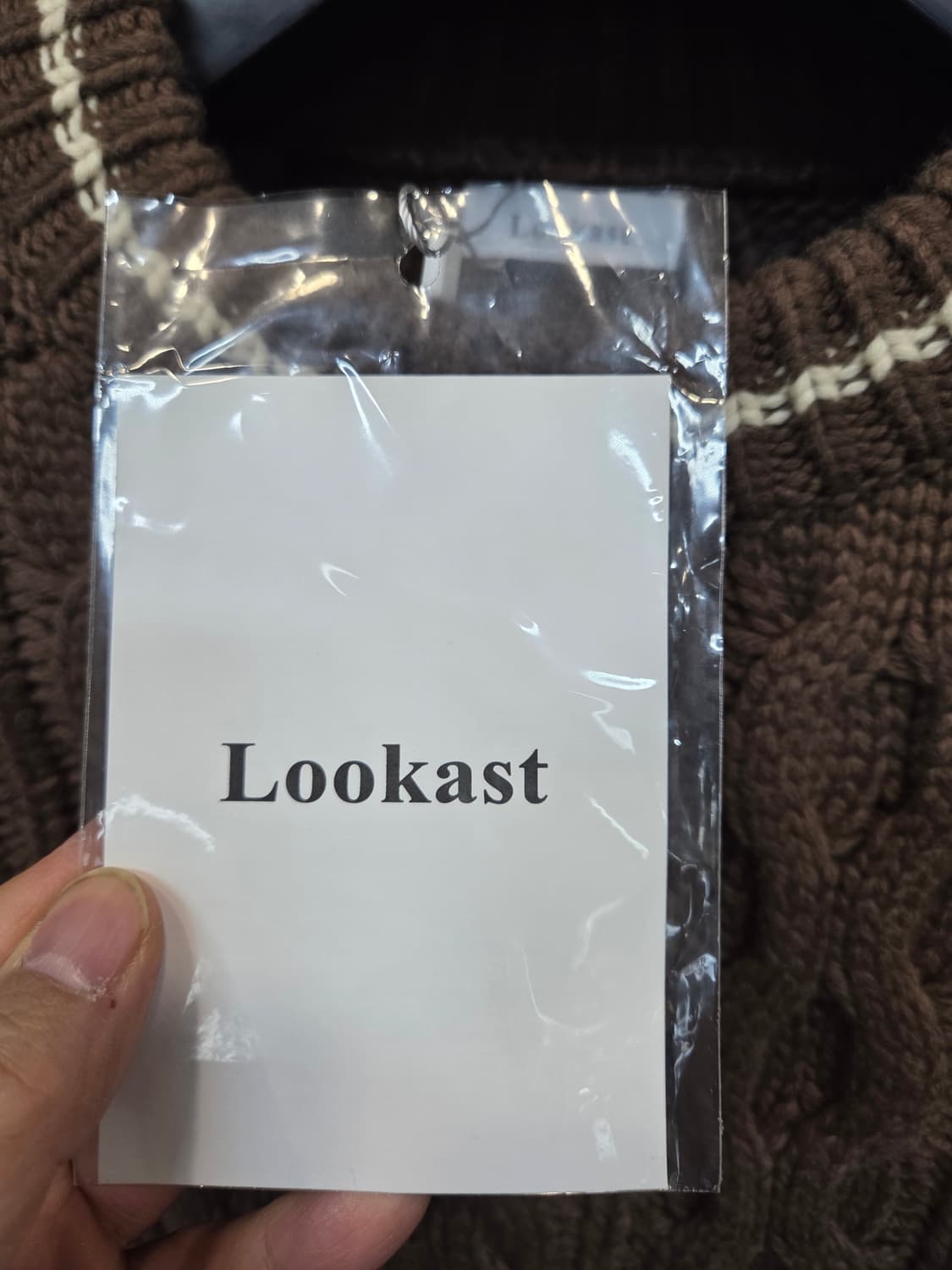 룩캐스트 오버핏 케이블 울 니트 프리 상품이미지3