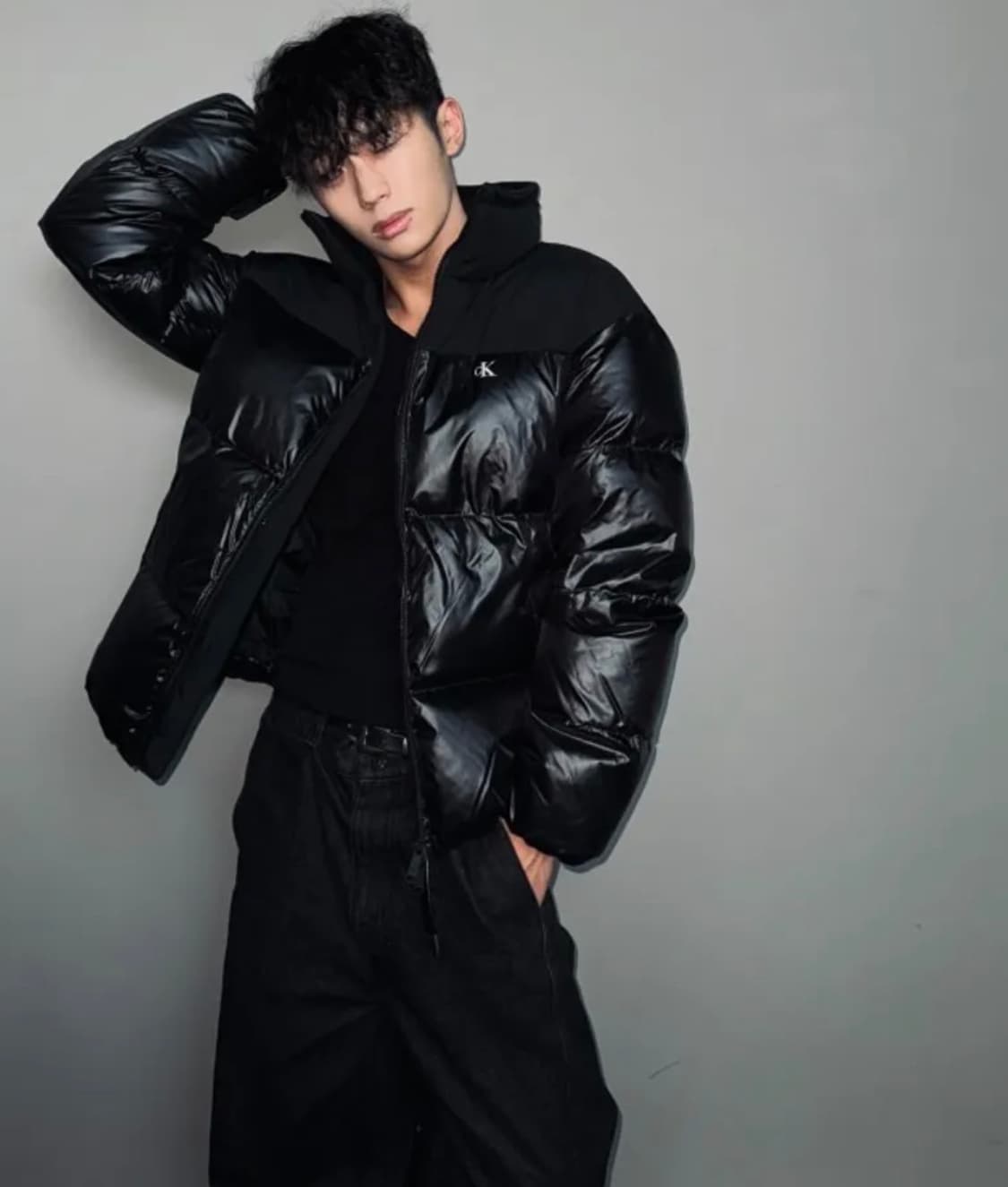 켈빈 남녀공용 릴렉스핏 숏 블로킹 푸퍼 상품이미지3