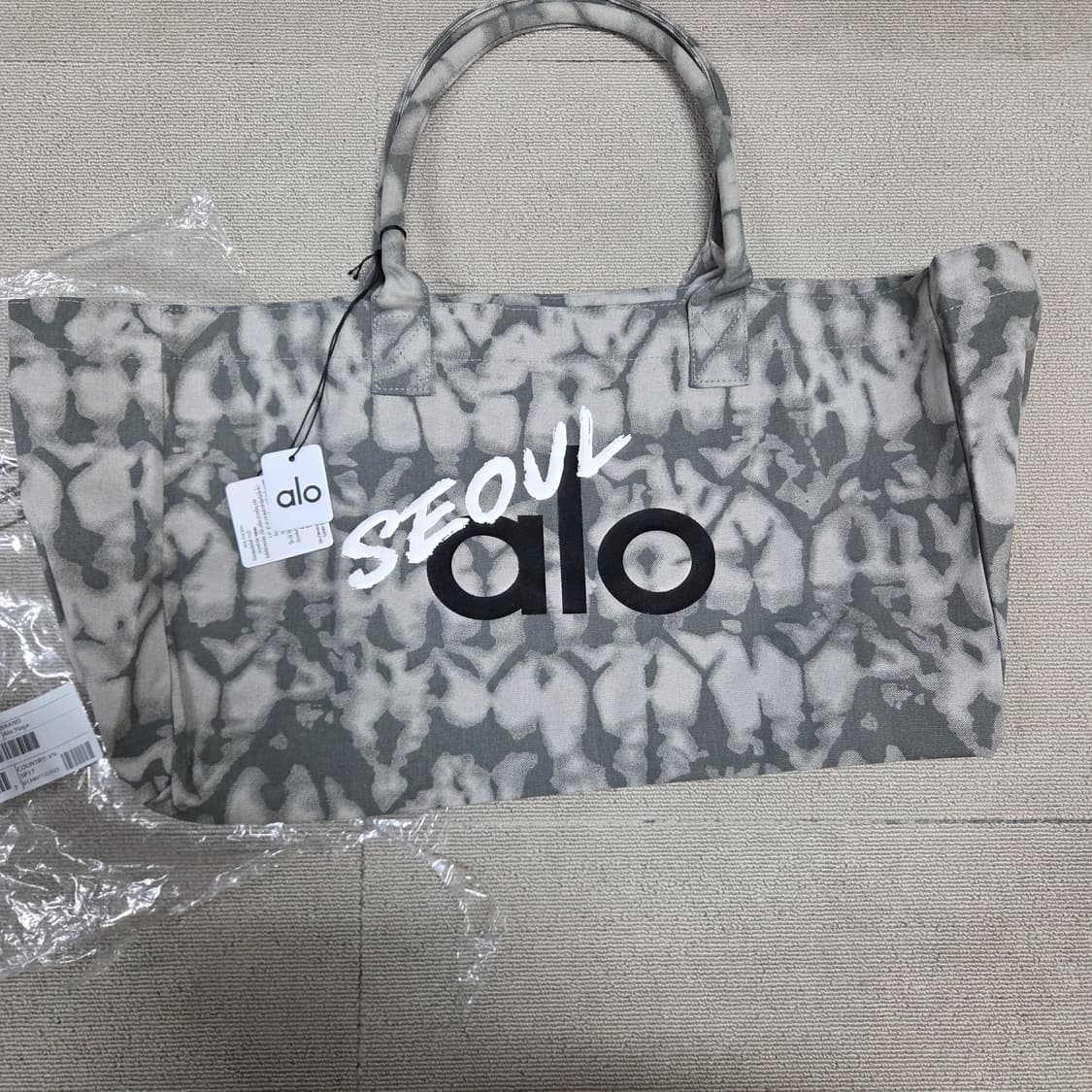 알로 alo요가 에코백 서울 에디션 상품이미지2