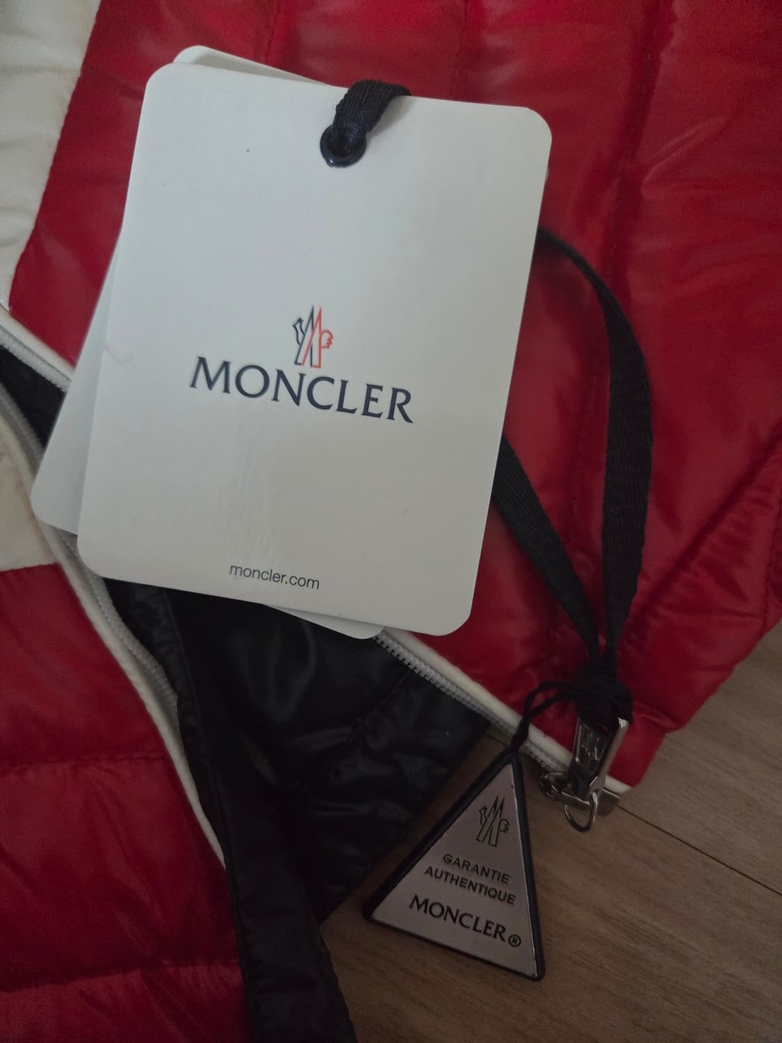 새상품 ㅡ 몽클레어 패딩 55사이즈 상품이미지3