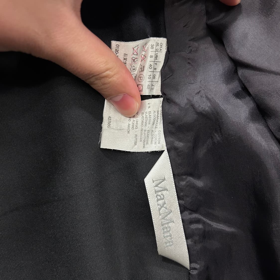 막스마라 라이크라 스트라이프 투버튼 블레이저 상품이미지4