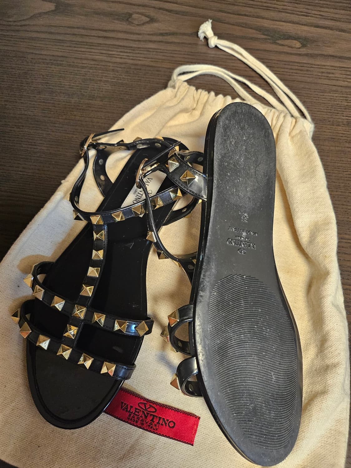 발렌티노 락스터드 젤리 샌들 블랙 36 상품이미지3