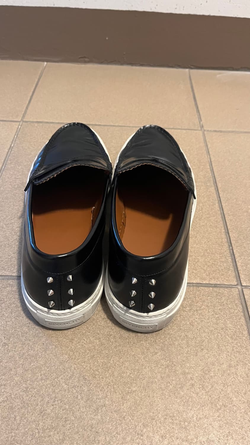 지방시 스터드 로퍼 280 상품이미지2