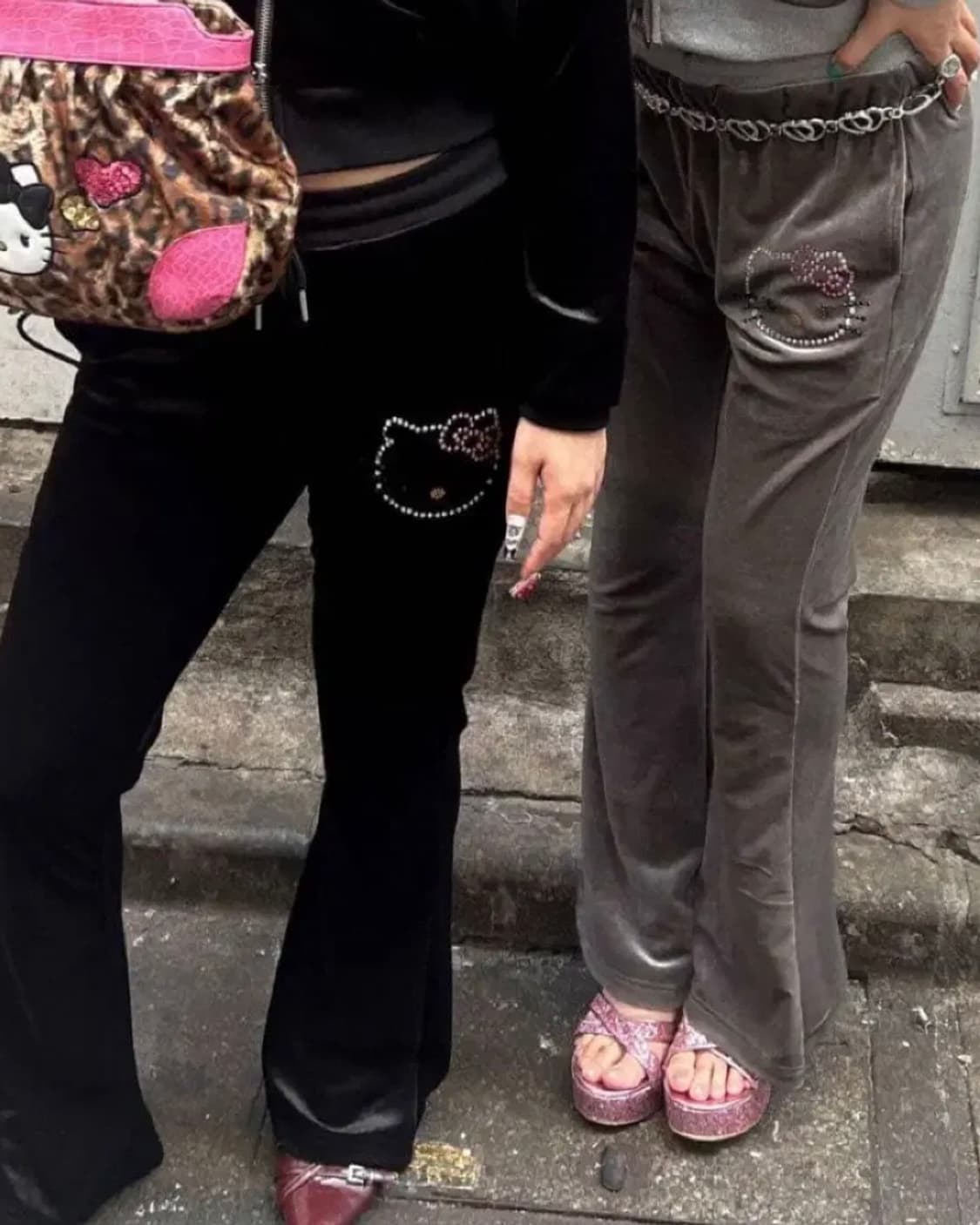 스핀즈 헬로키티 벨벳 트레이닝 셋업 그레이 갸루 상품이미지5