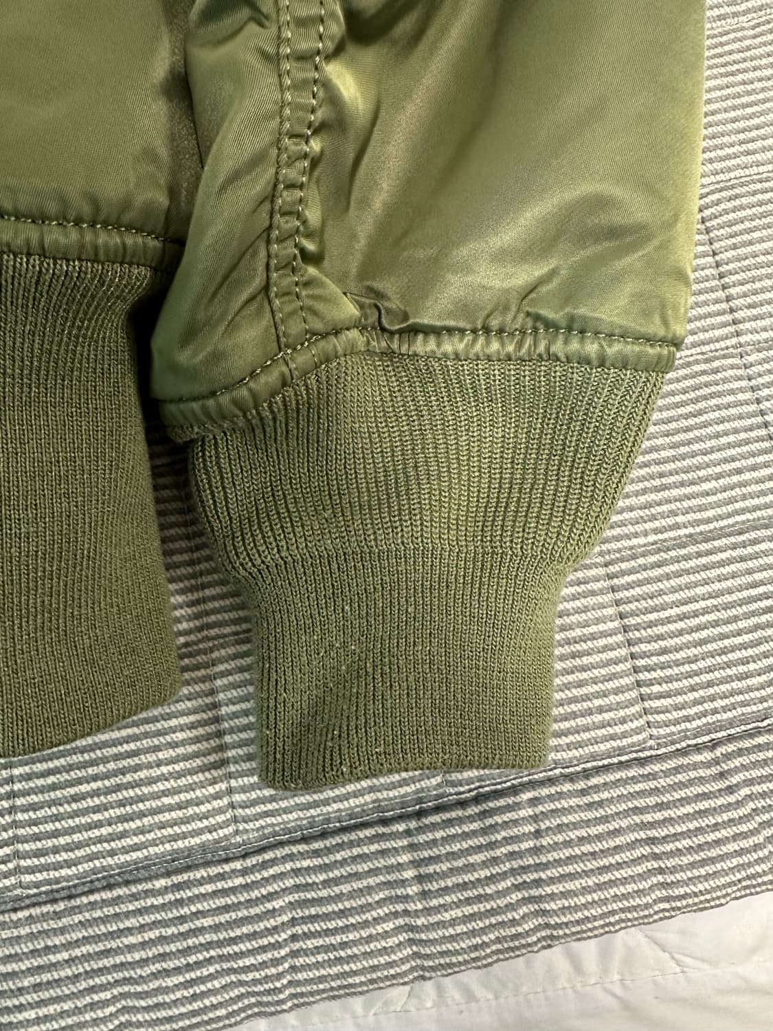 알파인더스트리 ma-1 카키 L 상품이미지5