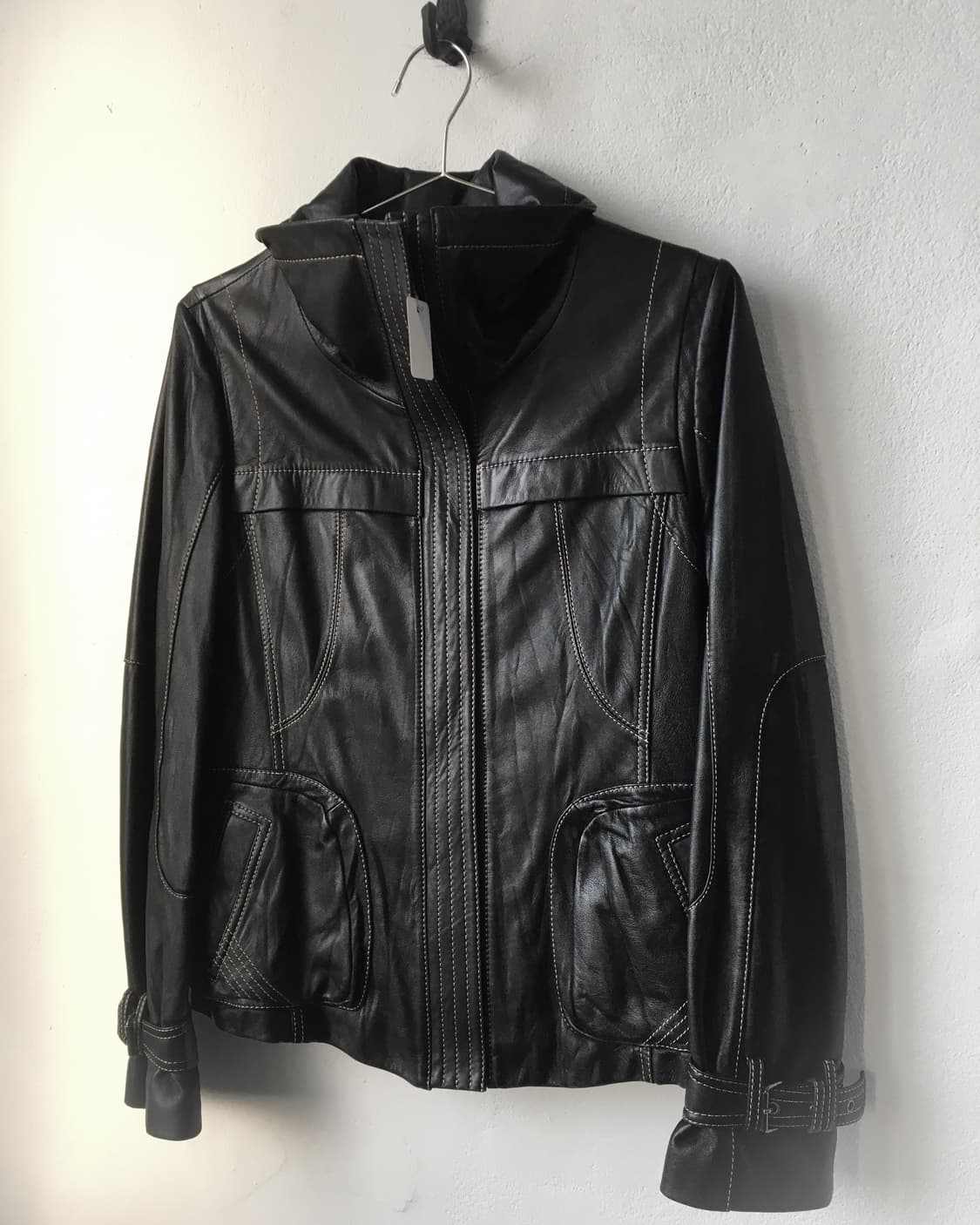 Stitch point high neck leather jacketSti 상품이미지4