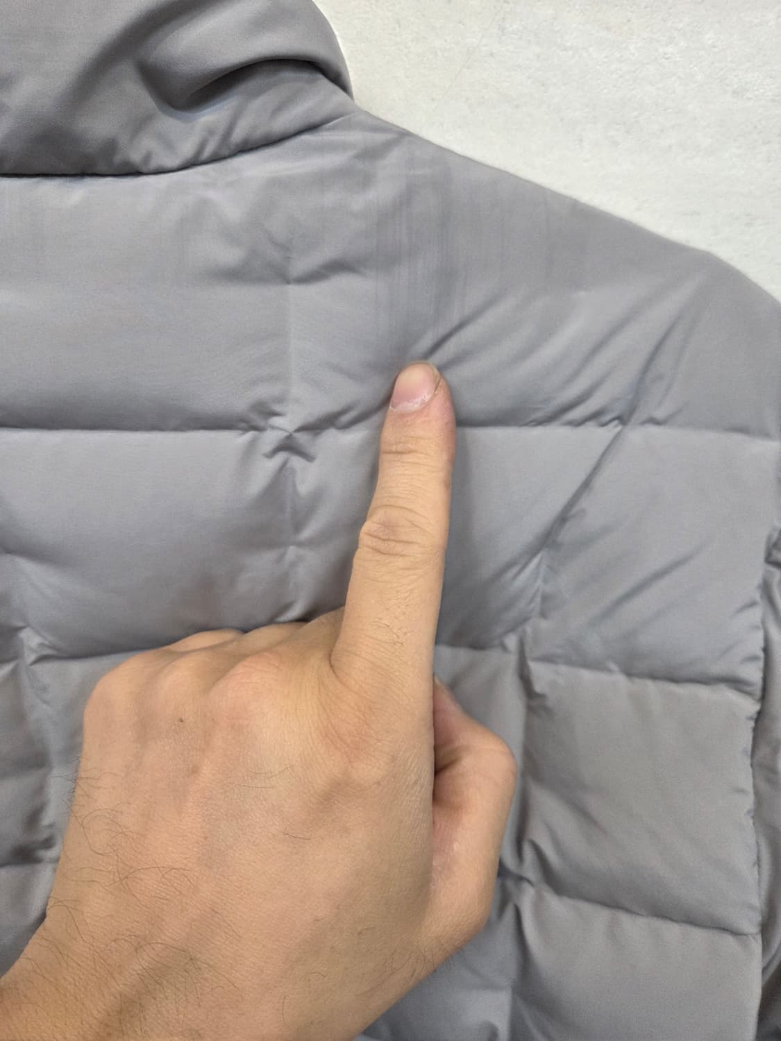 아이더 크로플 튜브 슬림 경량패딩 라이트그레이 m 상품이미지8