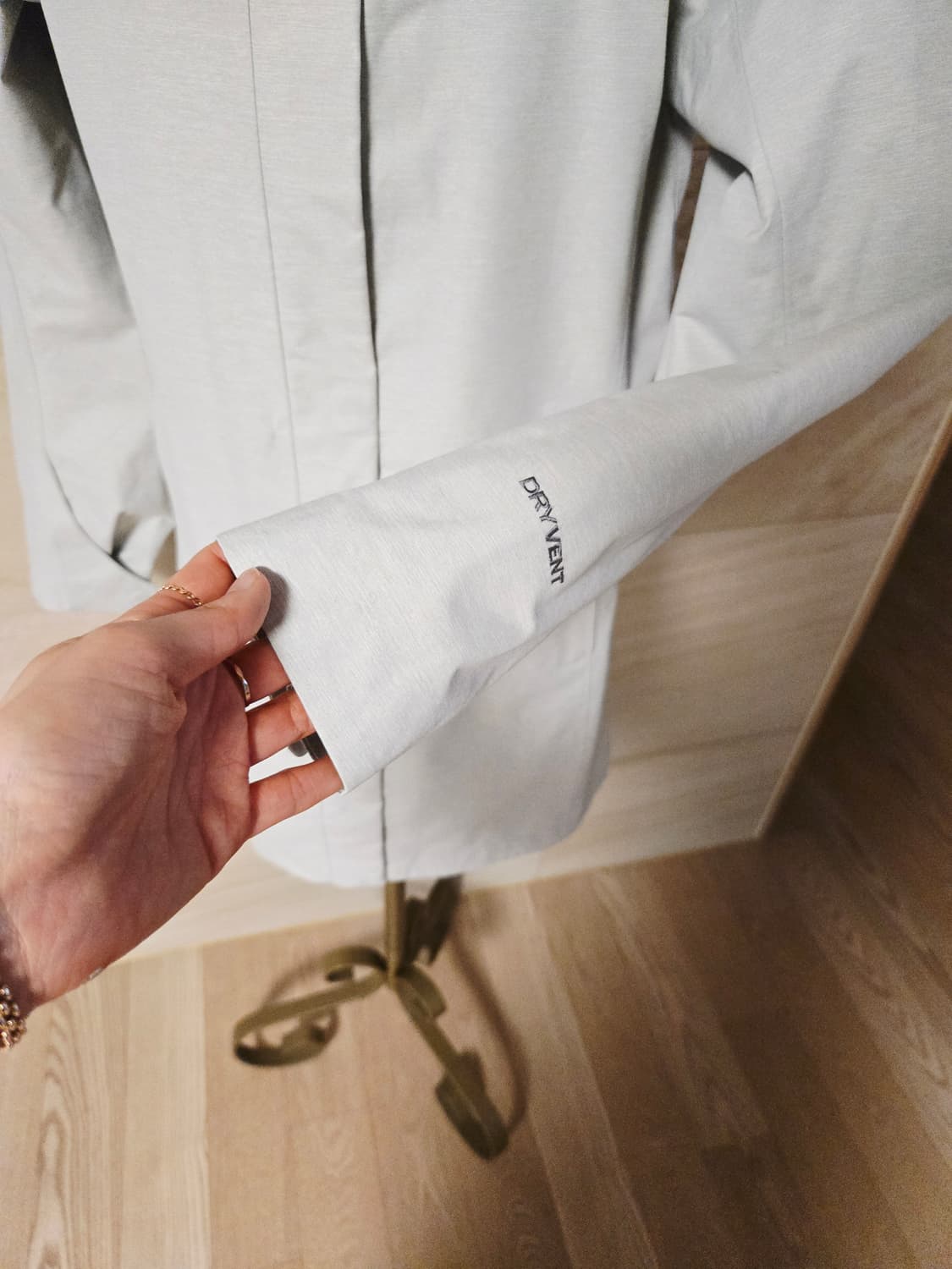 [m] 노스페이스 드라이벤트 방수 여성 자켓 등산복 상품이미지4