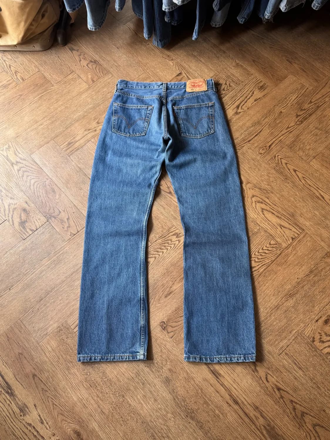 [30]리바이스 유럽 501 빈티지 워싱 스트레이트핏 데님 팬츠 상품이미지1