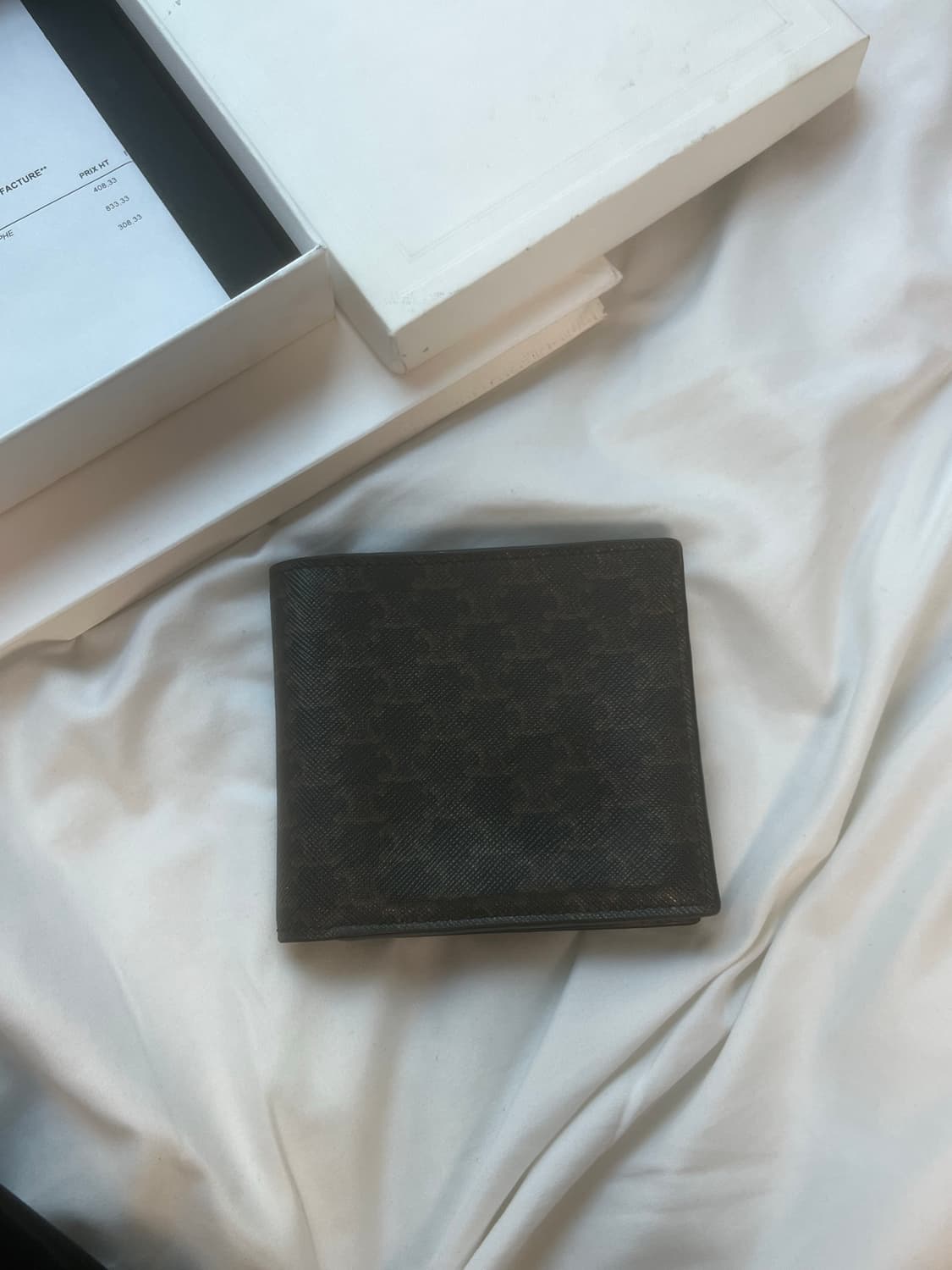 셀린느 트리옹프 반지갑 팝니다 상품이미지3