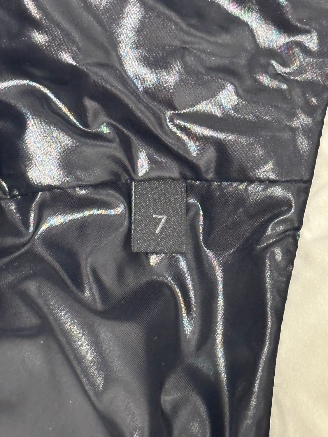 몽클레어 디엥 쇼트 다운 패딩 22fw 7(110) 국내판 상품이미지2