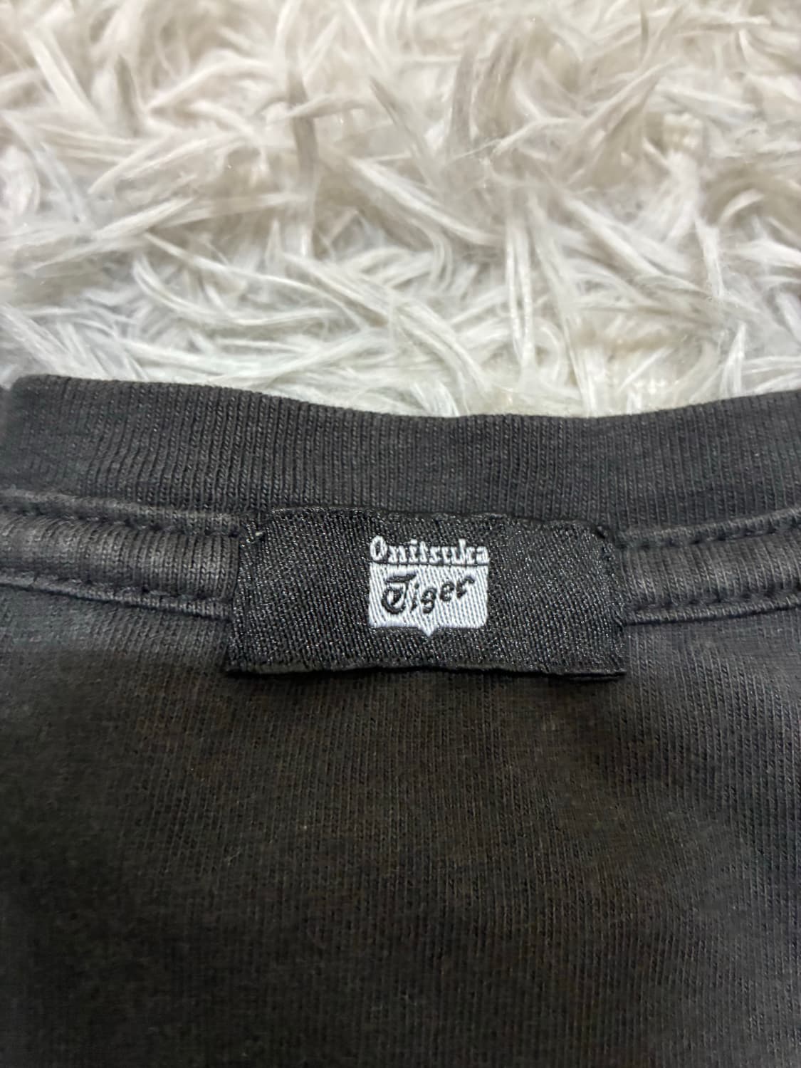 오니츠카타이거 올드스쿨 루즈핏 반팔(m) 상품이미지3