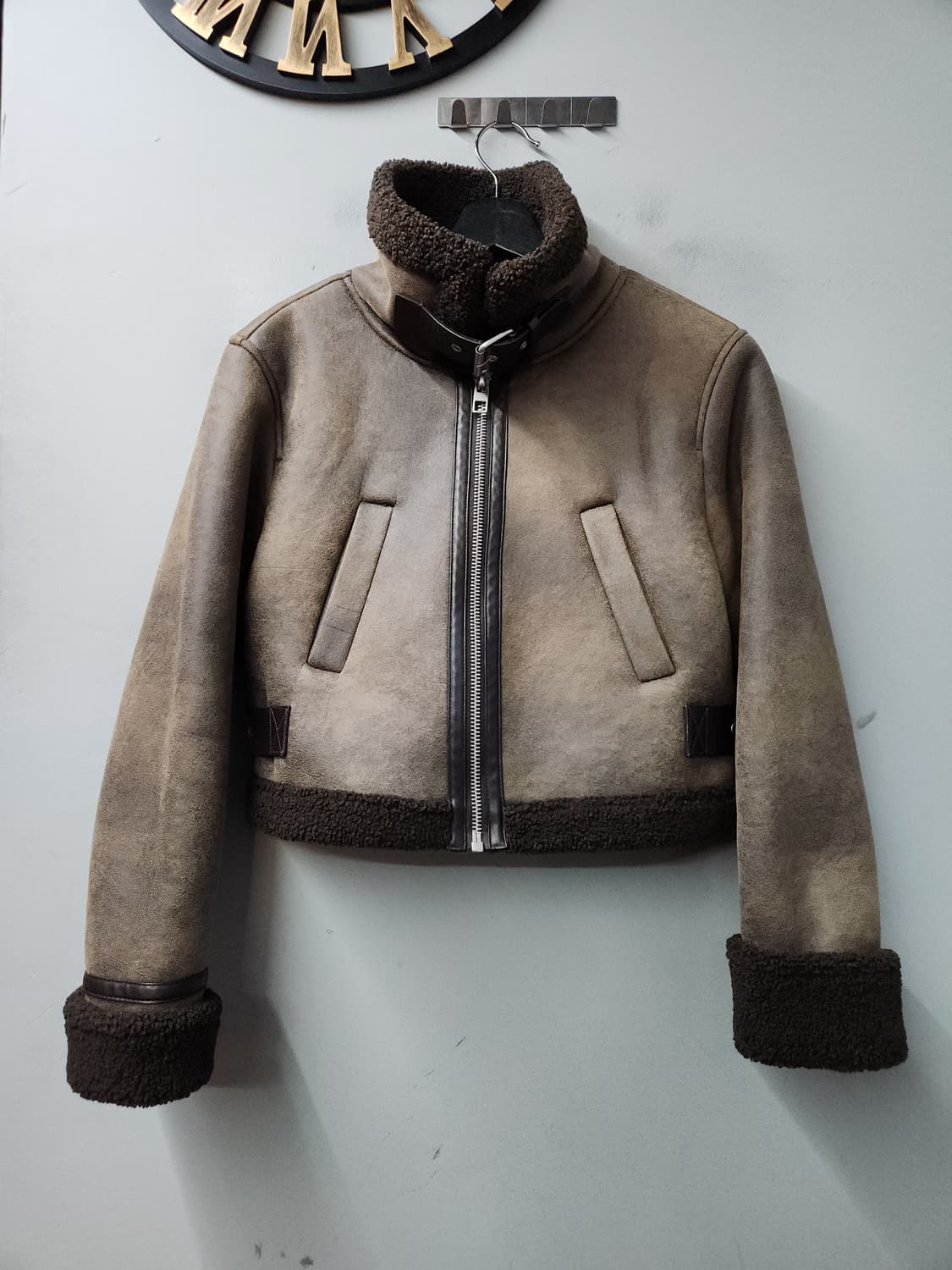 자라 여성 크롭 무스탕 양털 자켓 상품이미지1