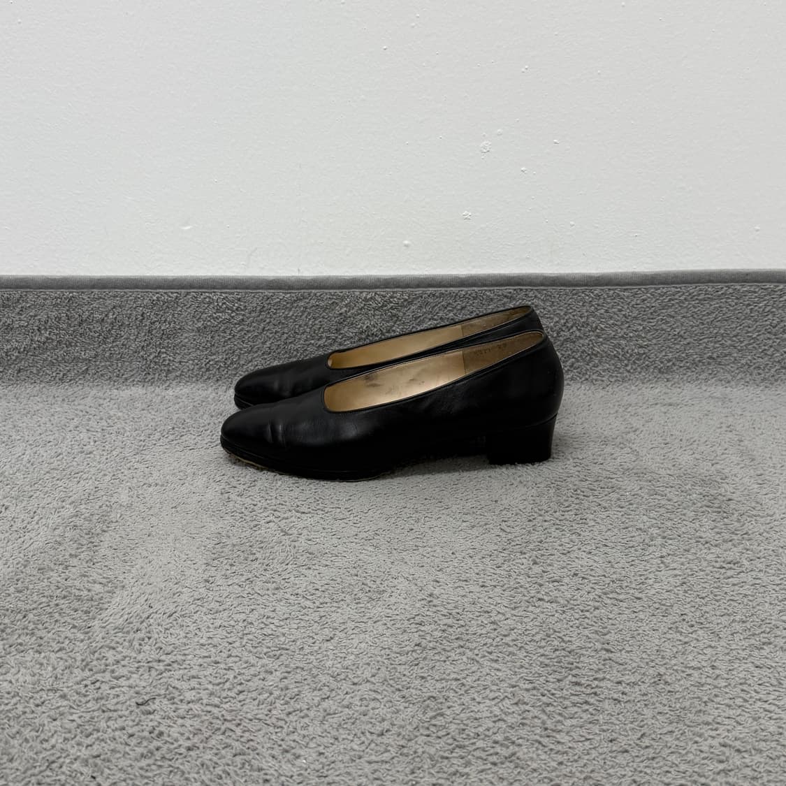 90s Margaret Howell mid heel pumps 상품이미지2