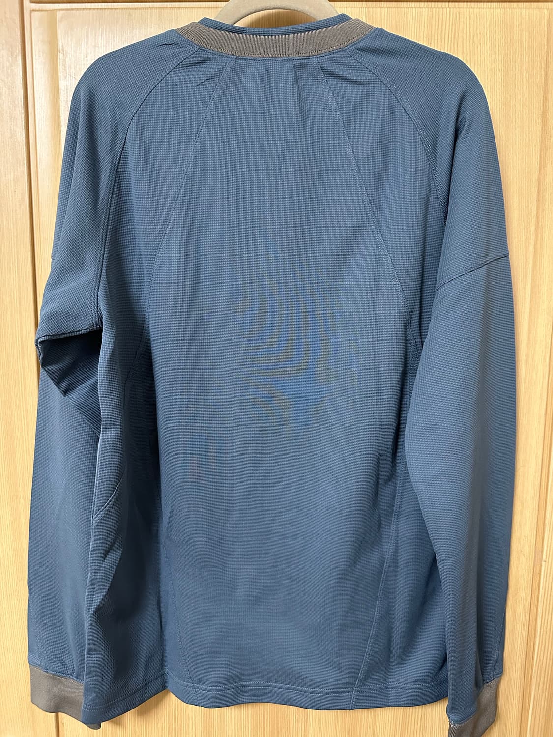 산산기어 플래킷 롱 슬리브 블루 1사이즈 상품이미지2