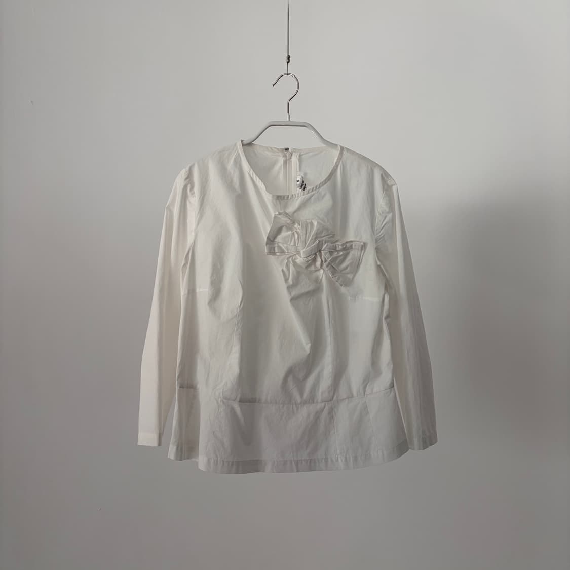 Ribbon Motif Blouse 상품이미지1