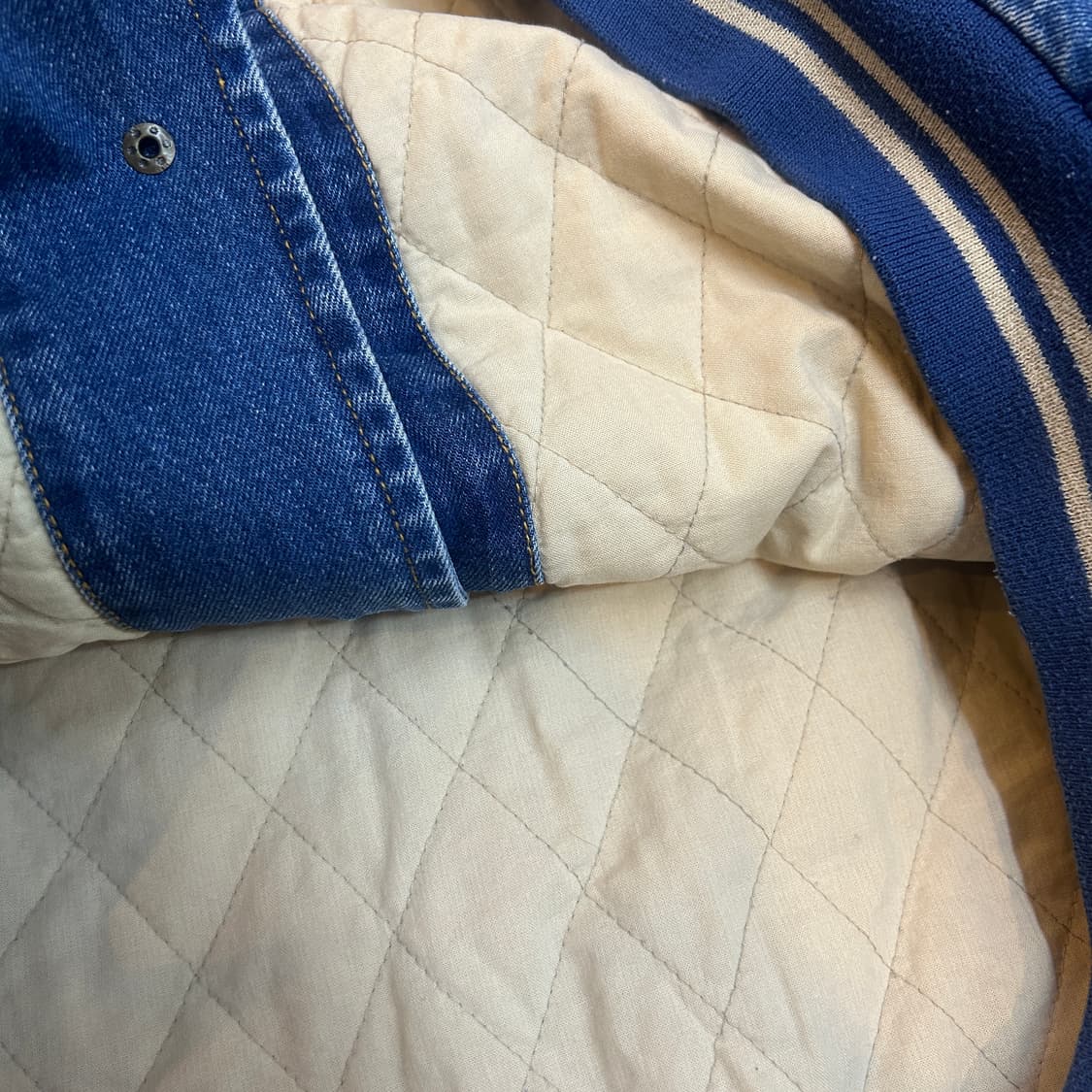 90s Hard Rock Newyork 하드락카페 뉴욕 데님 바시티자켓 상품이미지8