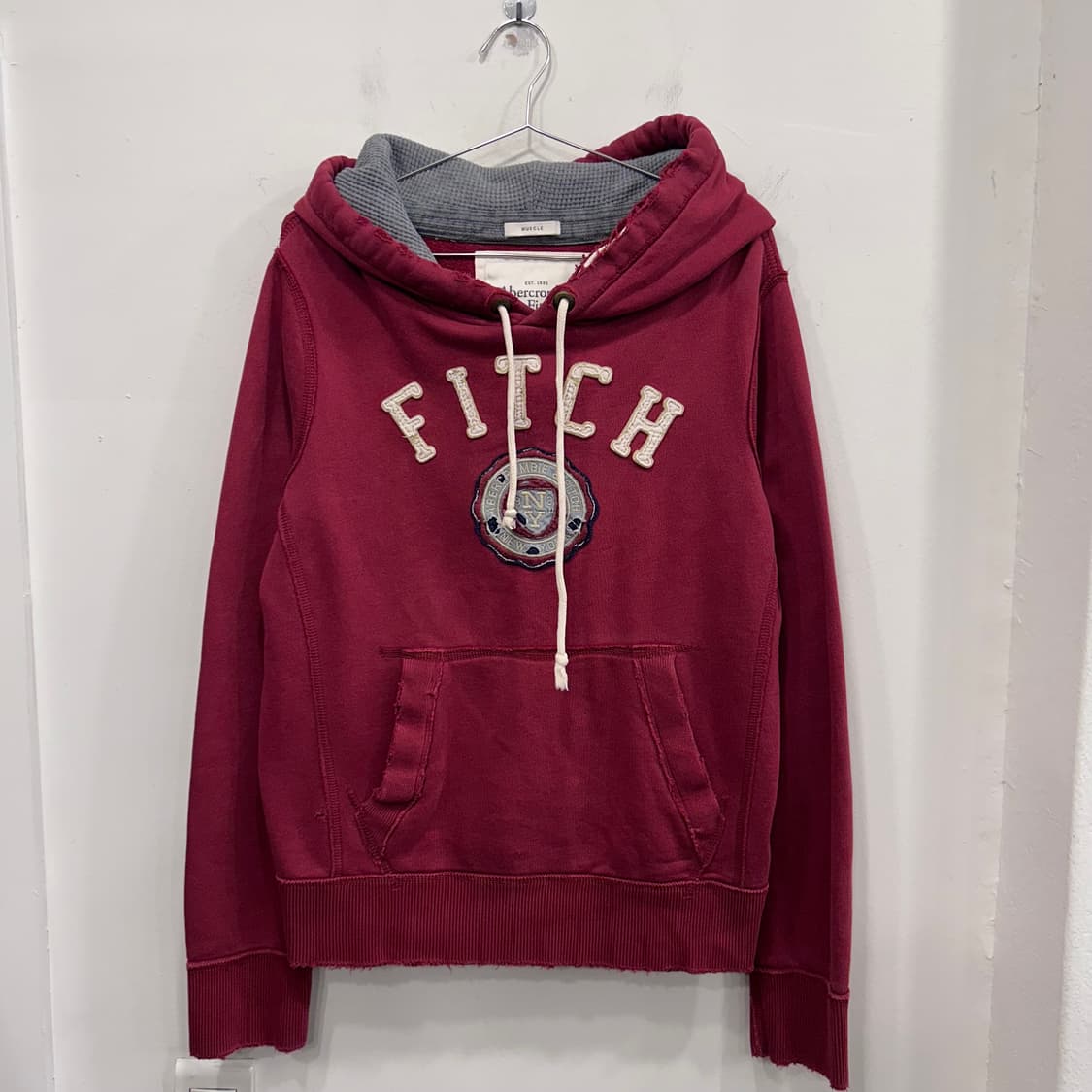 아베크롬비 앤 피치 머슬핏 그런지 후드티 상품이미지2