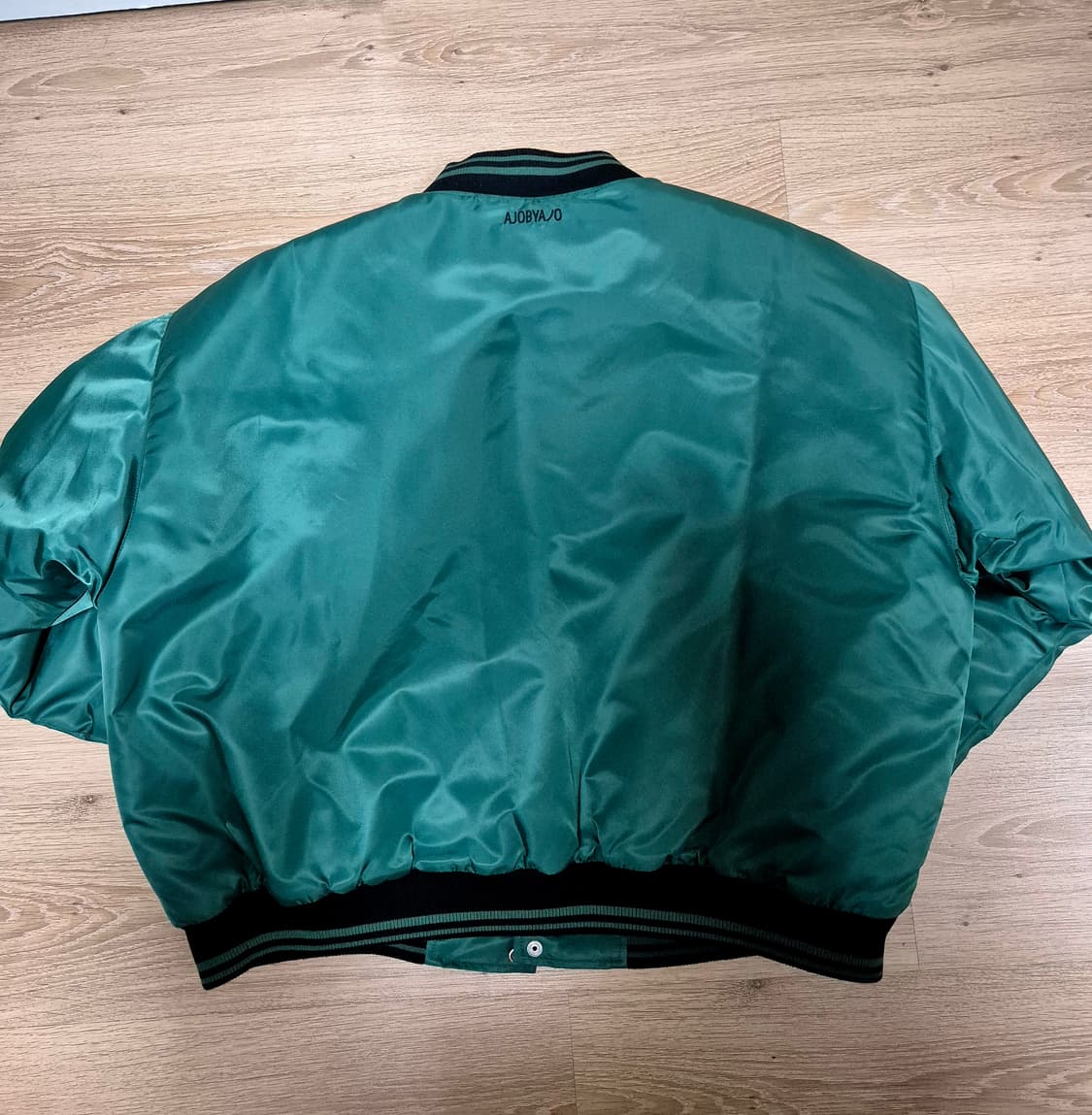 아조바이아조 나일론 베이스볼 자켓 그린 L(피로 착용) 상품이미지2